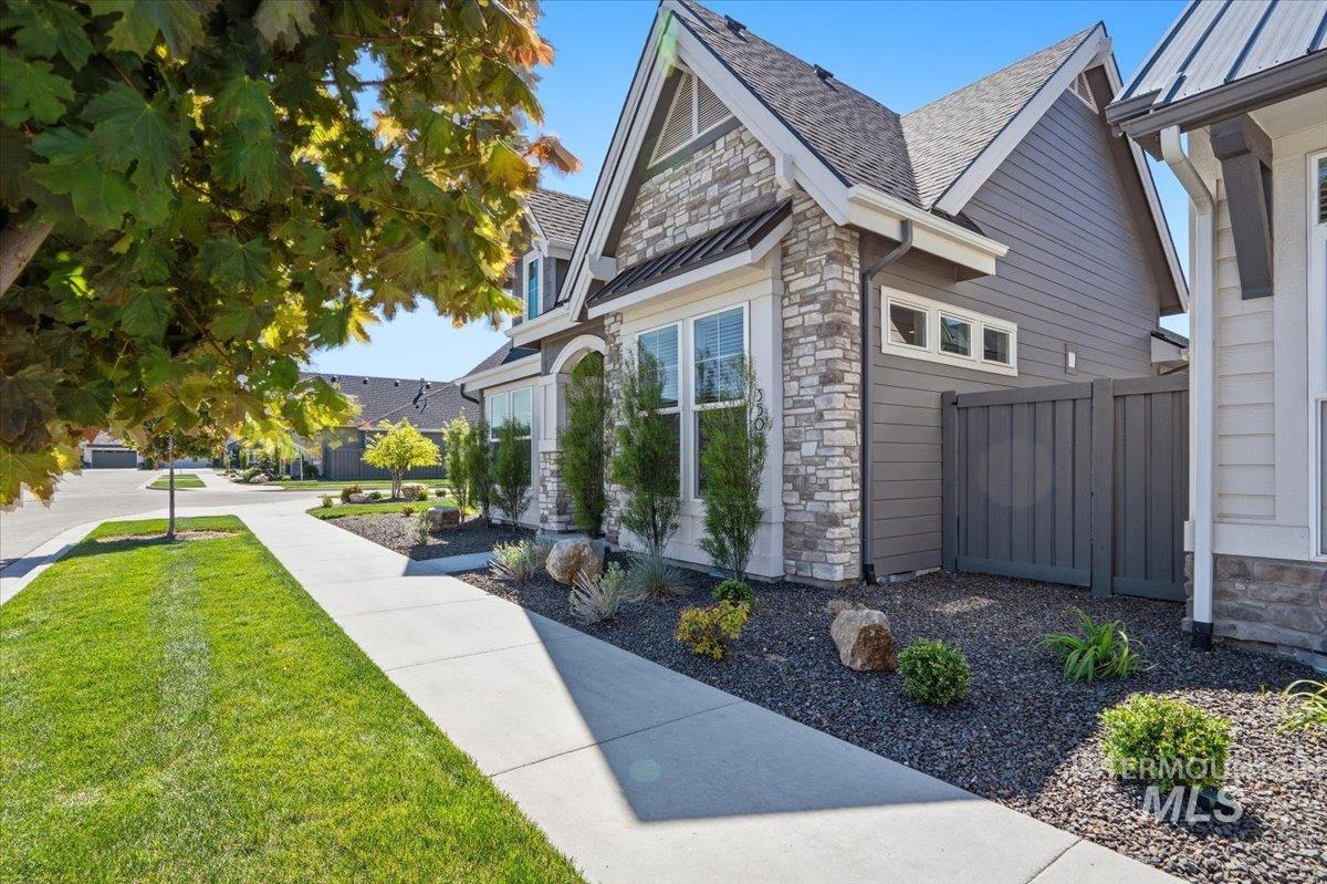 3507 E Kalinga Ln, Meridian, Idaho 83642, 3 Bedrooms, 2 Bathrooms, Residential For Sale, Price $565,000,MLS 98985013