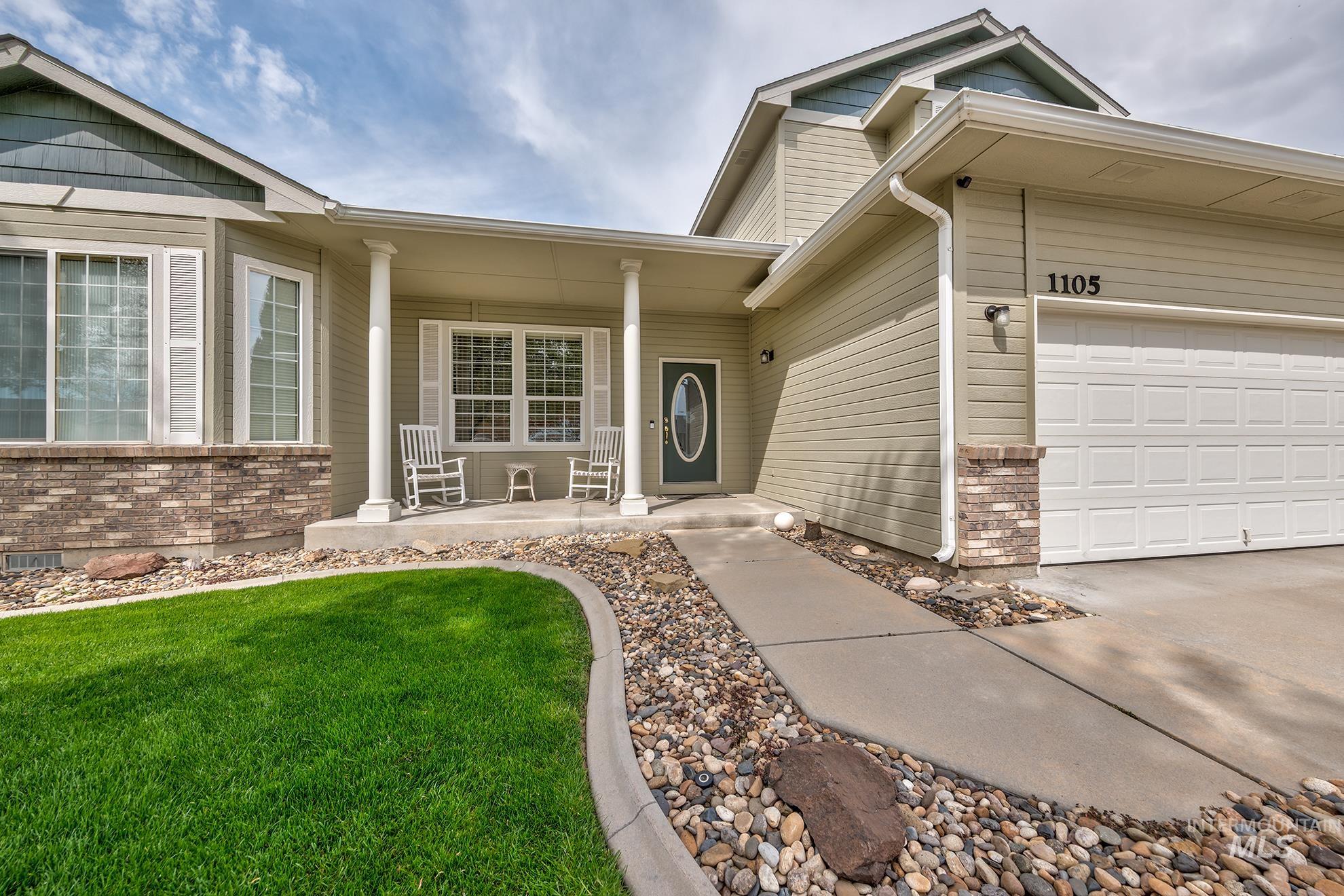 1105 Partridge St, Fruitland, Idaho 83619, 3 Bedrooms, 2 Bathrooms, Residential For Sale, Price $390,000,MLS 98985015