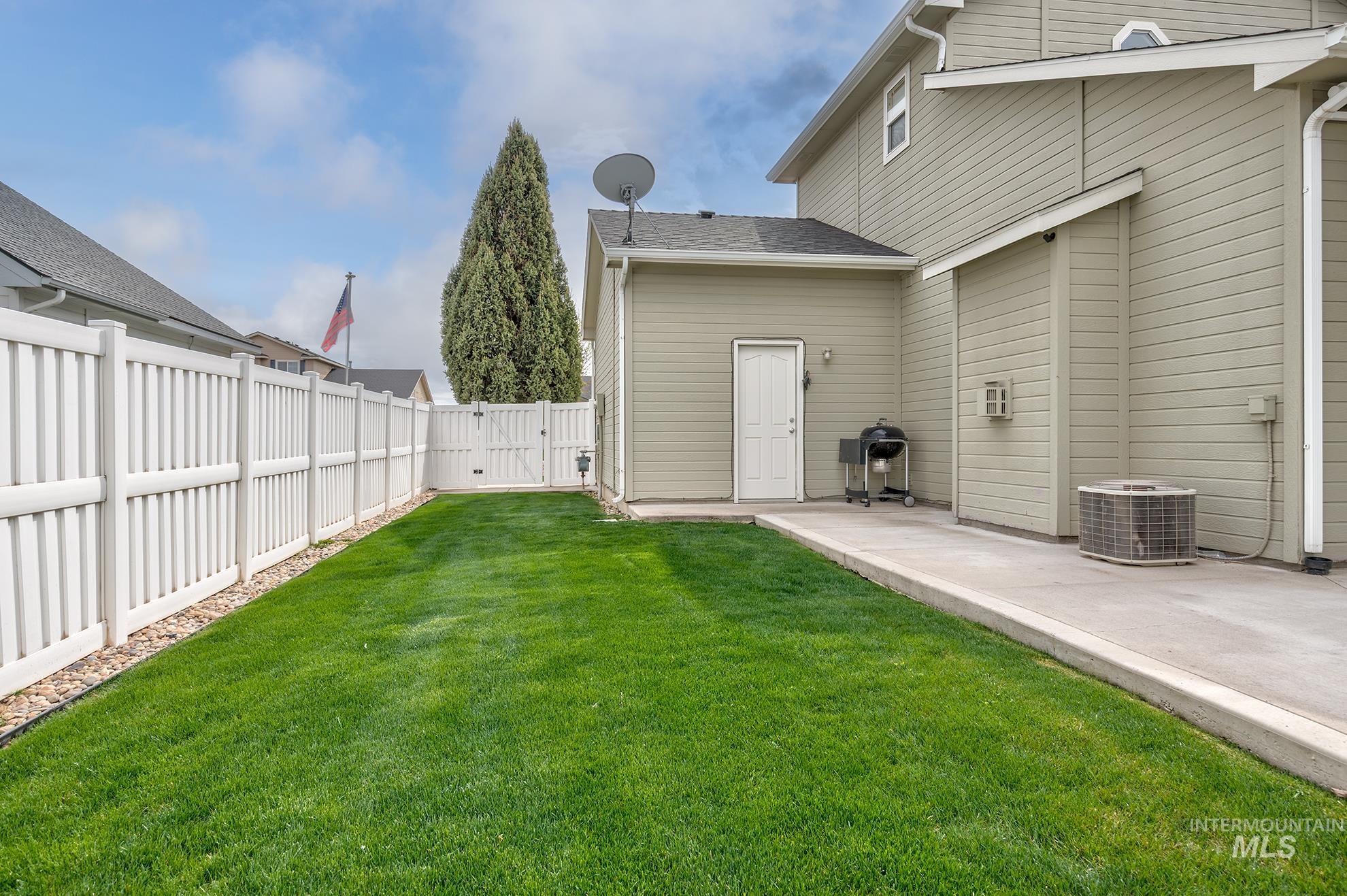 1105 Partridge St, Fruitland, Idaho 83619, 3 Bedrooms, 2 Bathrooms, Residential For Sale, Price $390,000,MLS 98985015
