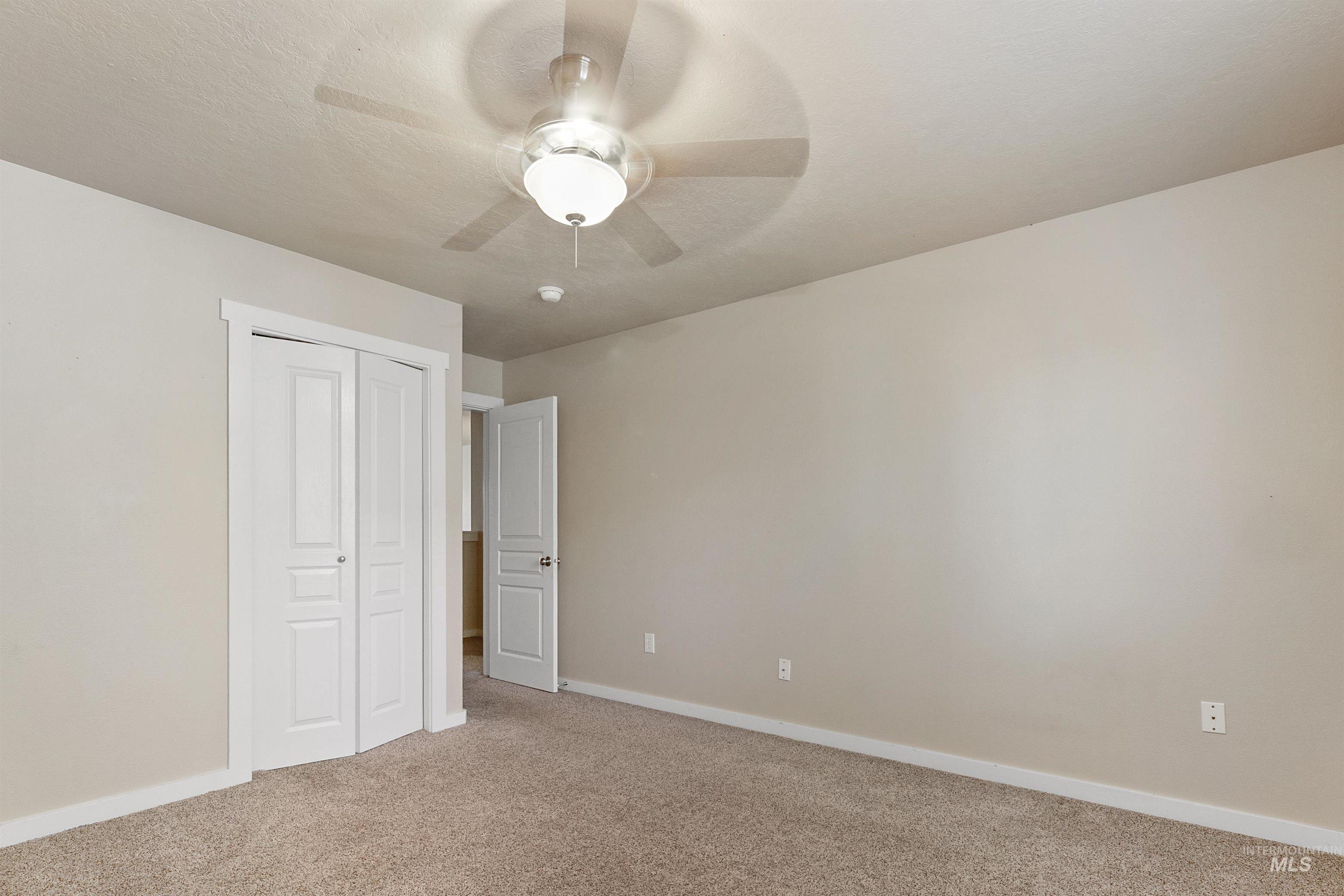 3273 N Elmstone Ave, Meridian, Idaho 83646, 5 Bedrooms, 3 Bathrooms, Residential For Sale, Price $550,000,MLS 98985016