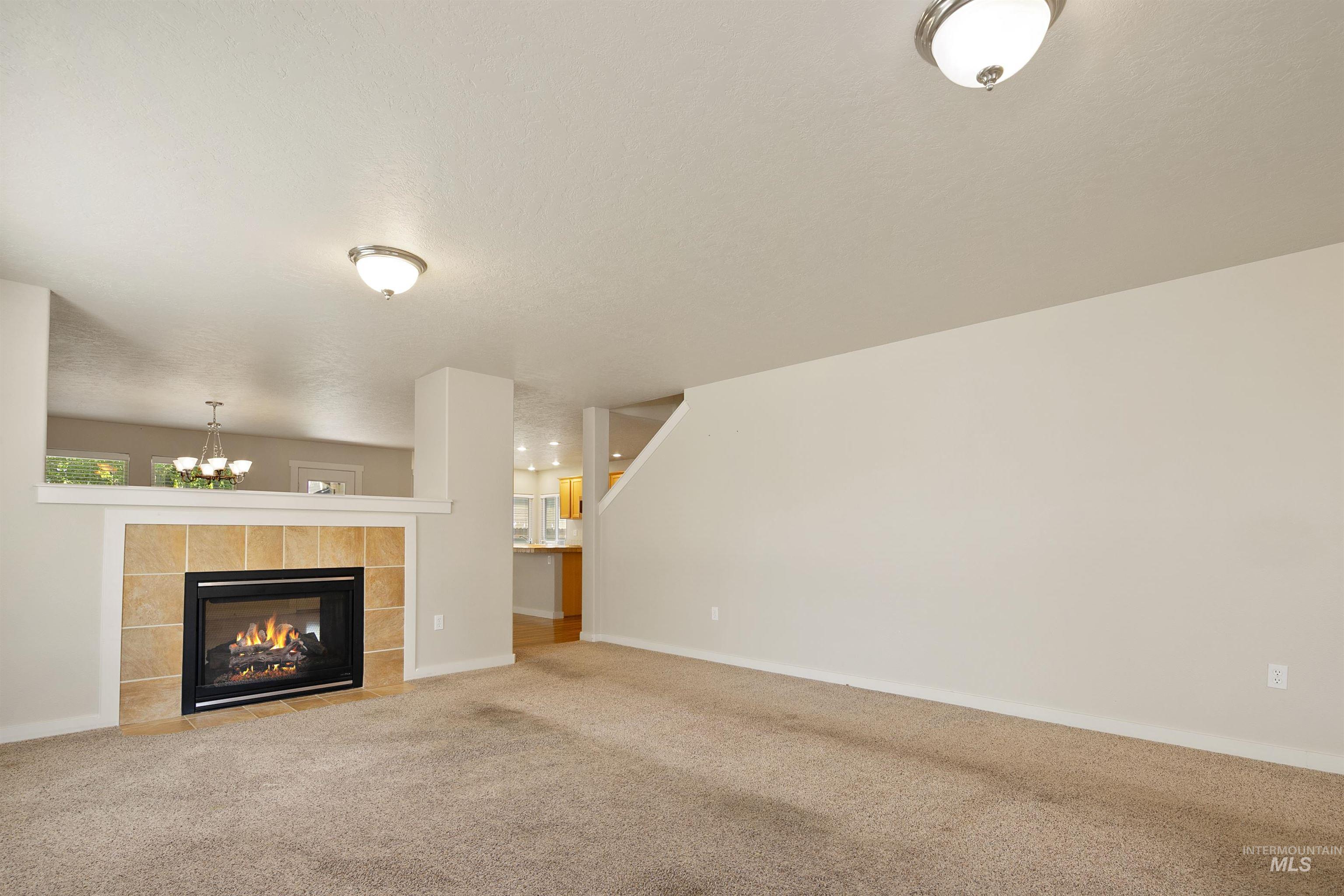 3273 N Elmstone Ave, Meridian, Idaho 83646, 5 Bedrooms, 3 Bathrooms, Residential For Sale, Price $550,000,MLS 98985016