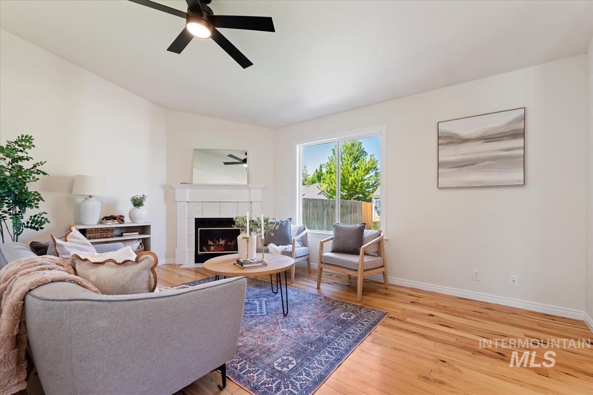 3039 N Fieldstone Way, Meridian, Idaho 83646, 3 Bedrooms, 2 Bathrooms, Residential For Sale, Price $445,000,MLS 98985017