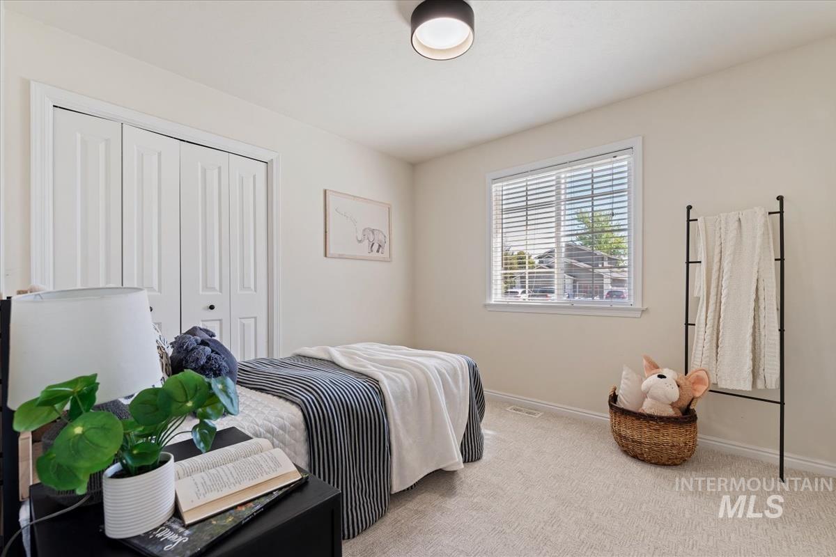 3039 N Fieldstone Way, Meridian, Idaho 83646, 3 Bedrooms, 2 Bathrooms, Residential For Sale, Price $445,000,MLS 98985017