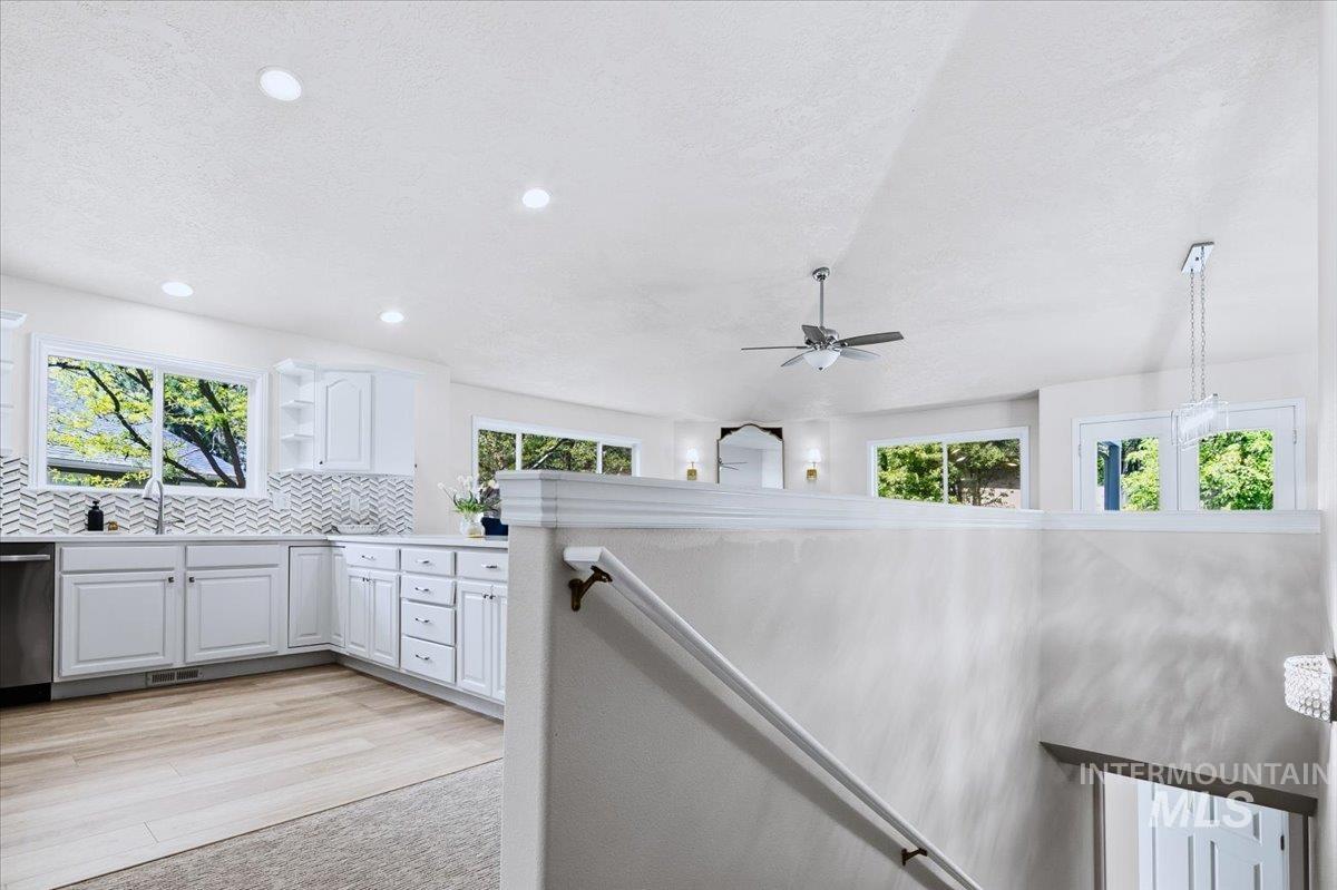 725 N Eagle Road, Eagle, Idaho 83616, 3 Bedrooms, 3 Bathrooms, Residential For Sale, Price $625,000, 98985022