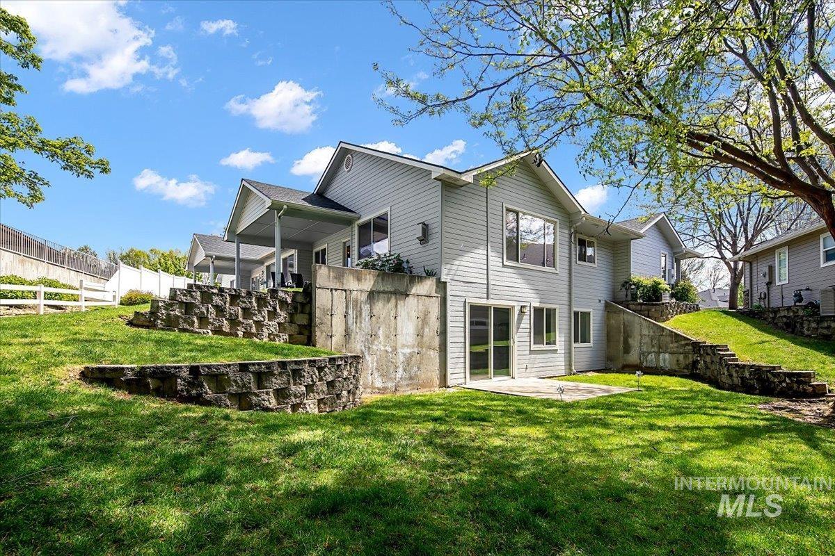 725 N Eagle Road, Eagle, Idaho 83616, 3 Bedrooms, 3 Bathrooms, Residential For Sale, Price $625,000, 98985022