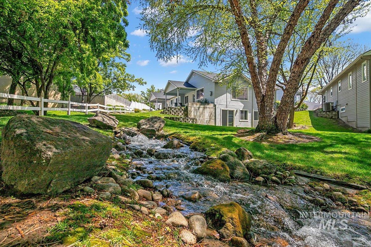 725 N Eagle Road, Eagle, Idaho 83616, 3 Bedrooms, 3 Bathrooms, Residential For Sale, Price $625,000,MLS 98985022