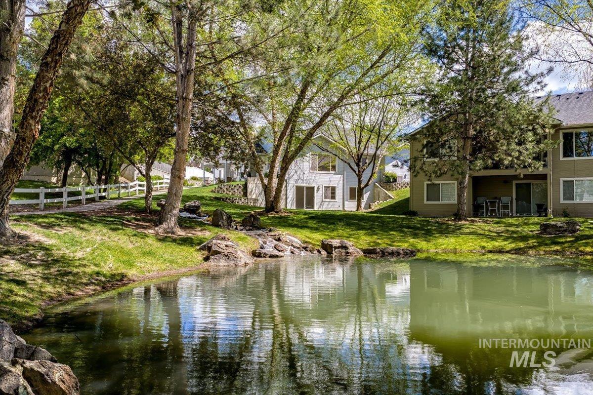725 N Eagle Road, Eagle, Idaho 83616, 3 Bedrooms, 3 Bathrooms, Residential For Sale, Price $625,000,MLS 98985022