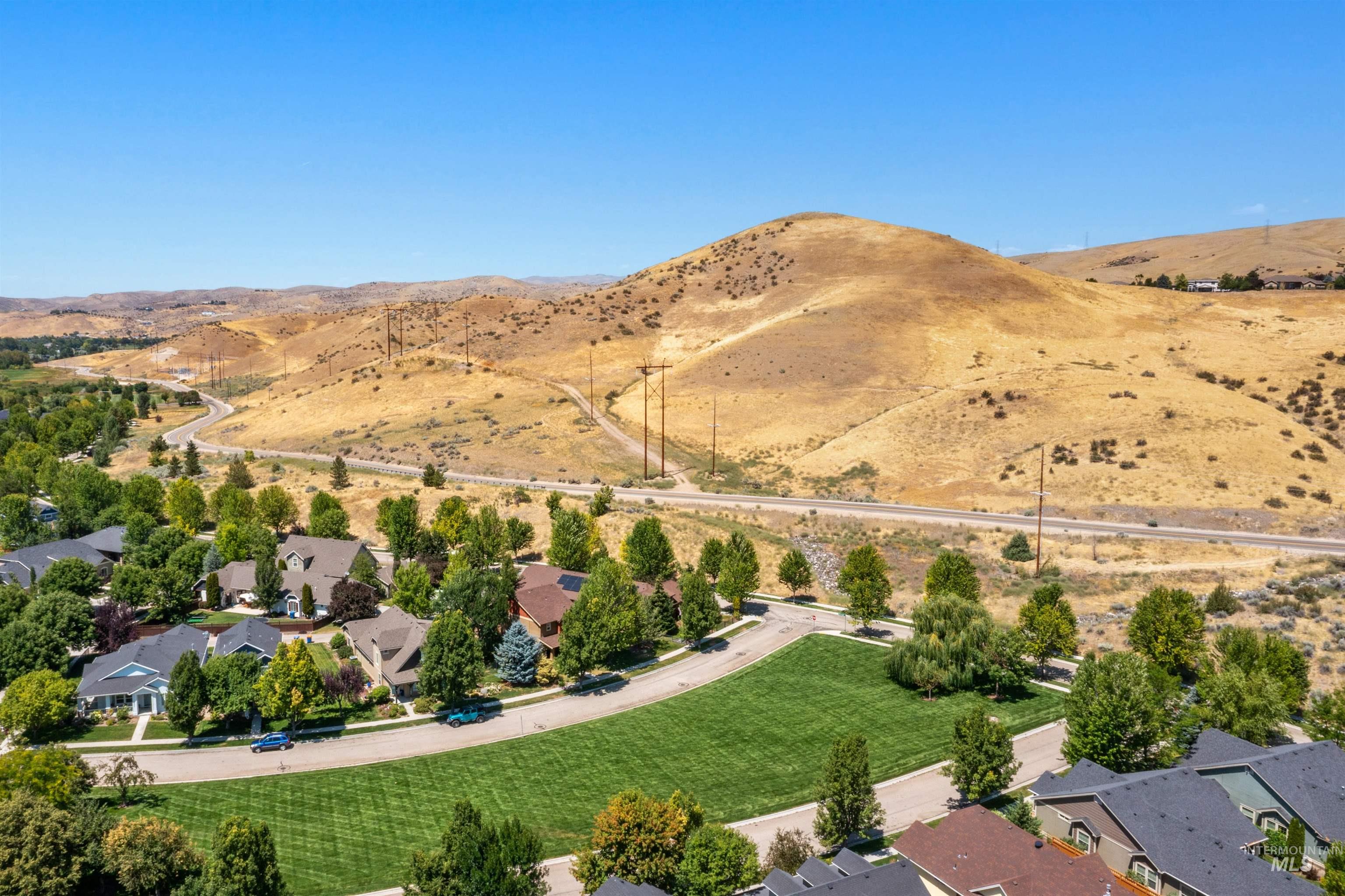 12909 N 12th Ave, Boise, Idaho 83714, 3 Bedrooms, 2.5 Bathrooms, Residential For Sale, Price $639,900,MLS 98985024