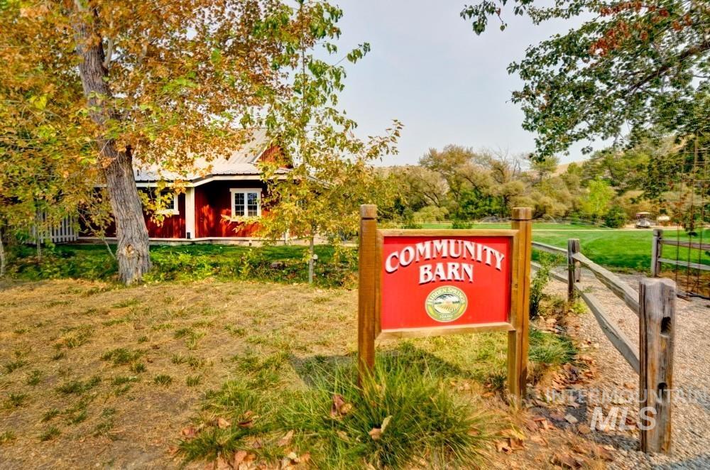 12909 N 12th Ave, Boise, Idaho 83714, 3 Bedrooms, 2.5 Bathrooms, Residential For Sale, Price $639,900,MLS 98985024