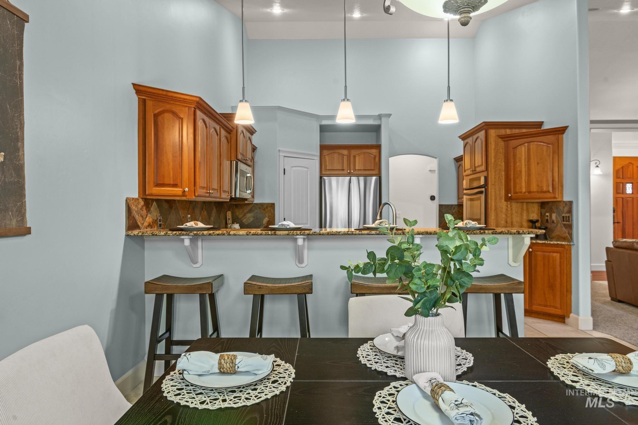 4946 N Villa Ridge Way, Boise, Idaho 83703, 4 Bedrooms, 2.5 Bathrooms, Residential For Sale, Price $1,000,000,MLS 98985025