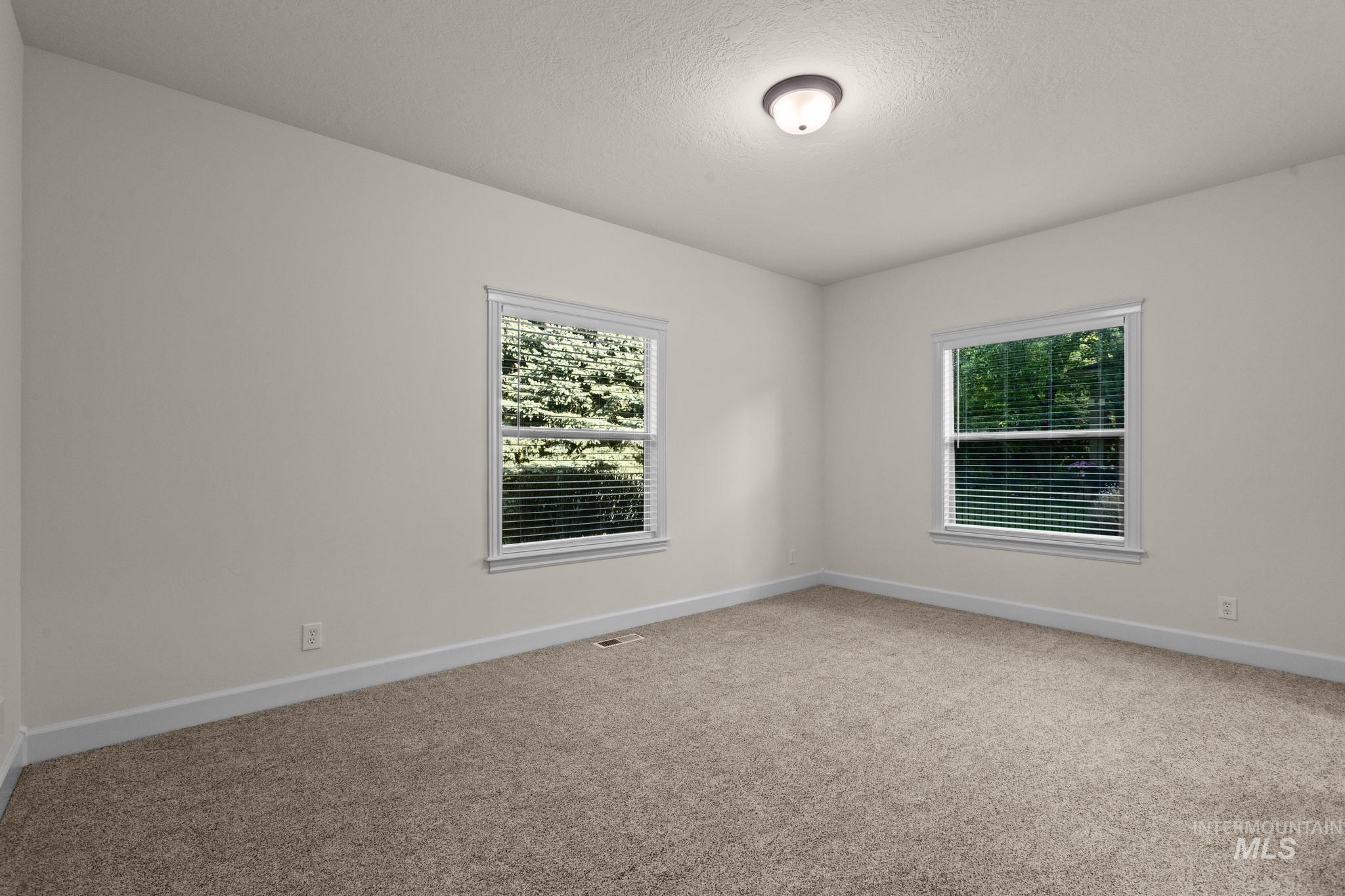 4946 N Villa Ridge Way, Boise, Idaho 83703, 4 Bedrooms, 2.5 Bathrooms, Residential For Sale, Price $1,000,000,MLS 98985025