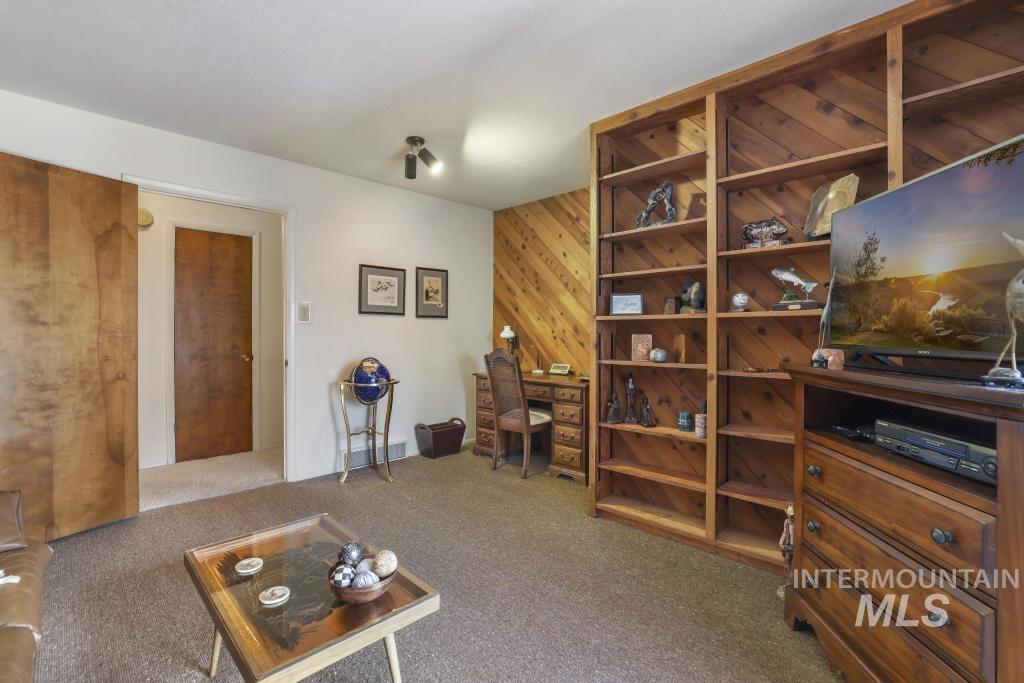 2018 Rancho Vista Dr, Twin Falls, Idaho 83301-4326, 5 Bedrooms, 3.5 Bathrooms, Residential For Sale, Price $675,000,MLS 98985026