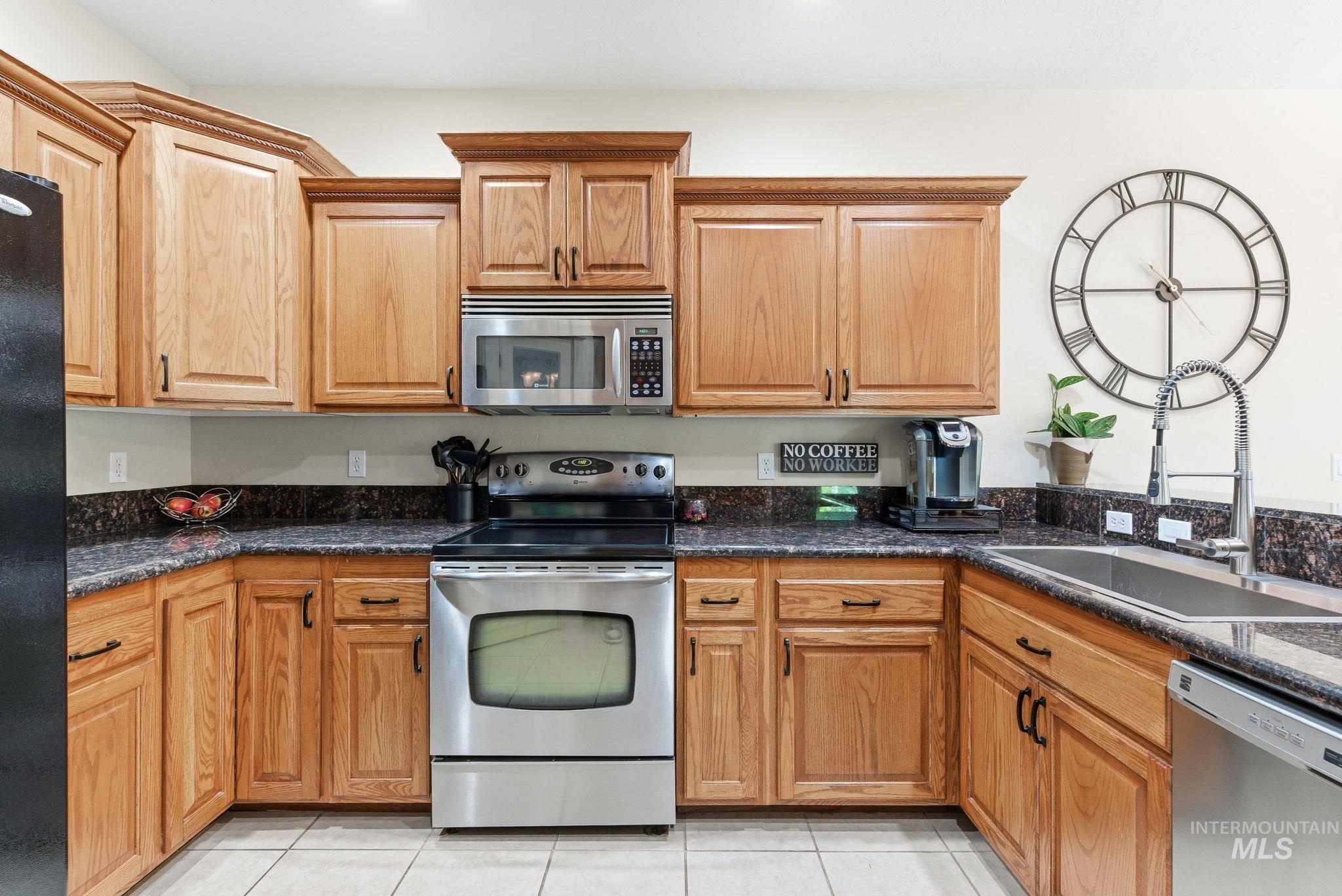 474 N Glen Aspen Way, Star, Idaho 83669, 3 Bedrooms, 2.5 Bathrooms, Residential For Sale, Price $549,500,MLS 98985027