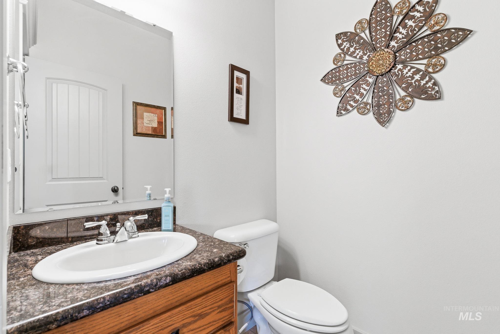 474 N Glen Aspen Way, Star, Idaho 83669, 3 Bedrooms, 2.5 Bathrooms, Residential For Sale, Price $549,500,MLS 98985027