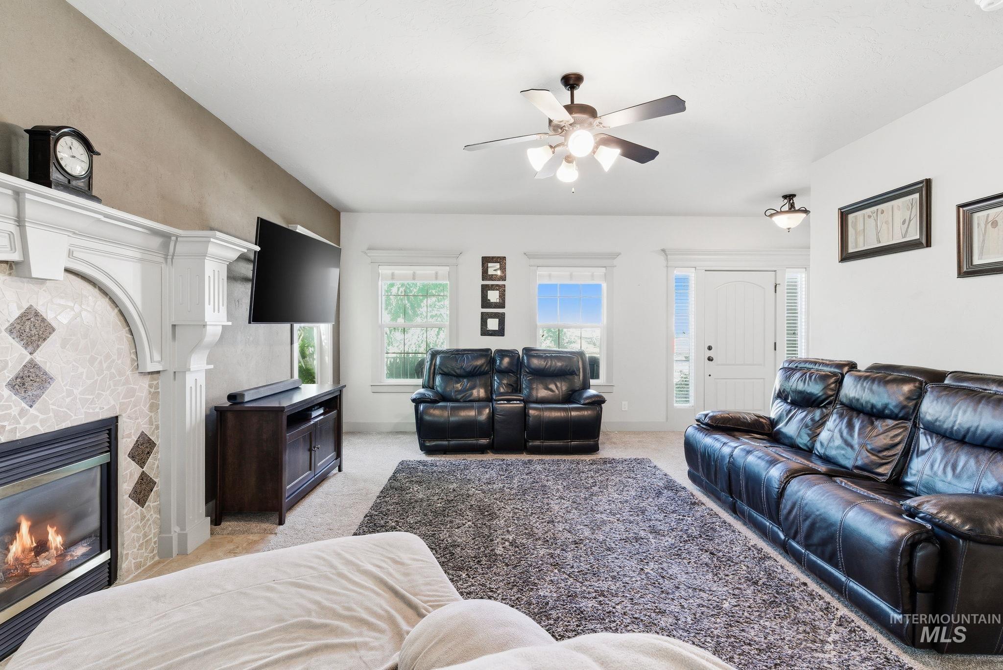 474 N Glen Aspen Way, Star, Idaho 83669, 3 Bedrooms, 2.5 Bathrooms, Residential For Sale, Price $549,500,MLS 98985027