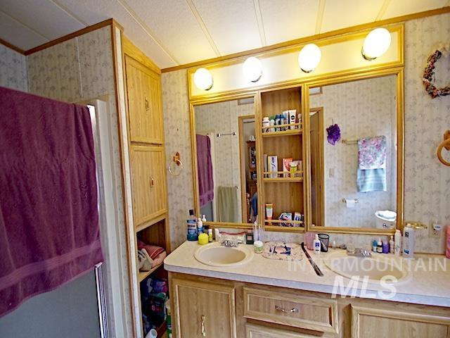 1386 W 3rd Street, Weiser, Idaho 83672, 2 Bedrooms, 2 Bathrooms, Residential For Sale, Price $265,000,MLS 98985030