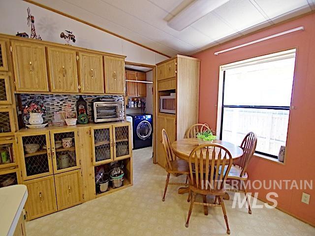 1386 W 3rd Street, Weiser, Idaho 83672, 2 Bedrooms, 2 Bathrooms, Residential For Sale, Price $265,000, 98985030