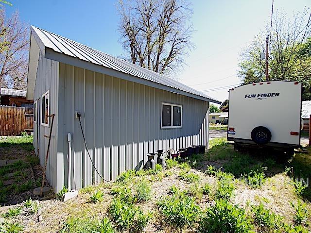 1386 W 3rd Street, Weiser, Idaho 83672, 2 Bedrooms, 2 Bathrooms, Residential For Sale, Price $265,000,MLS 98985030