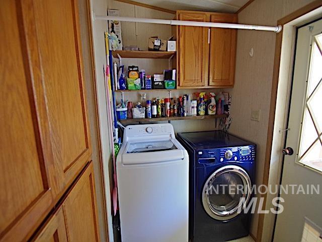 1386 W 3rd Street, Weiser, Idaho 83672, 2 Bedrooms, 2 Bathrooms, Residential For Sale, Price $265,000, 98985030