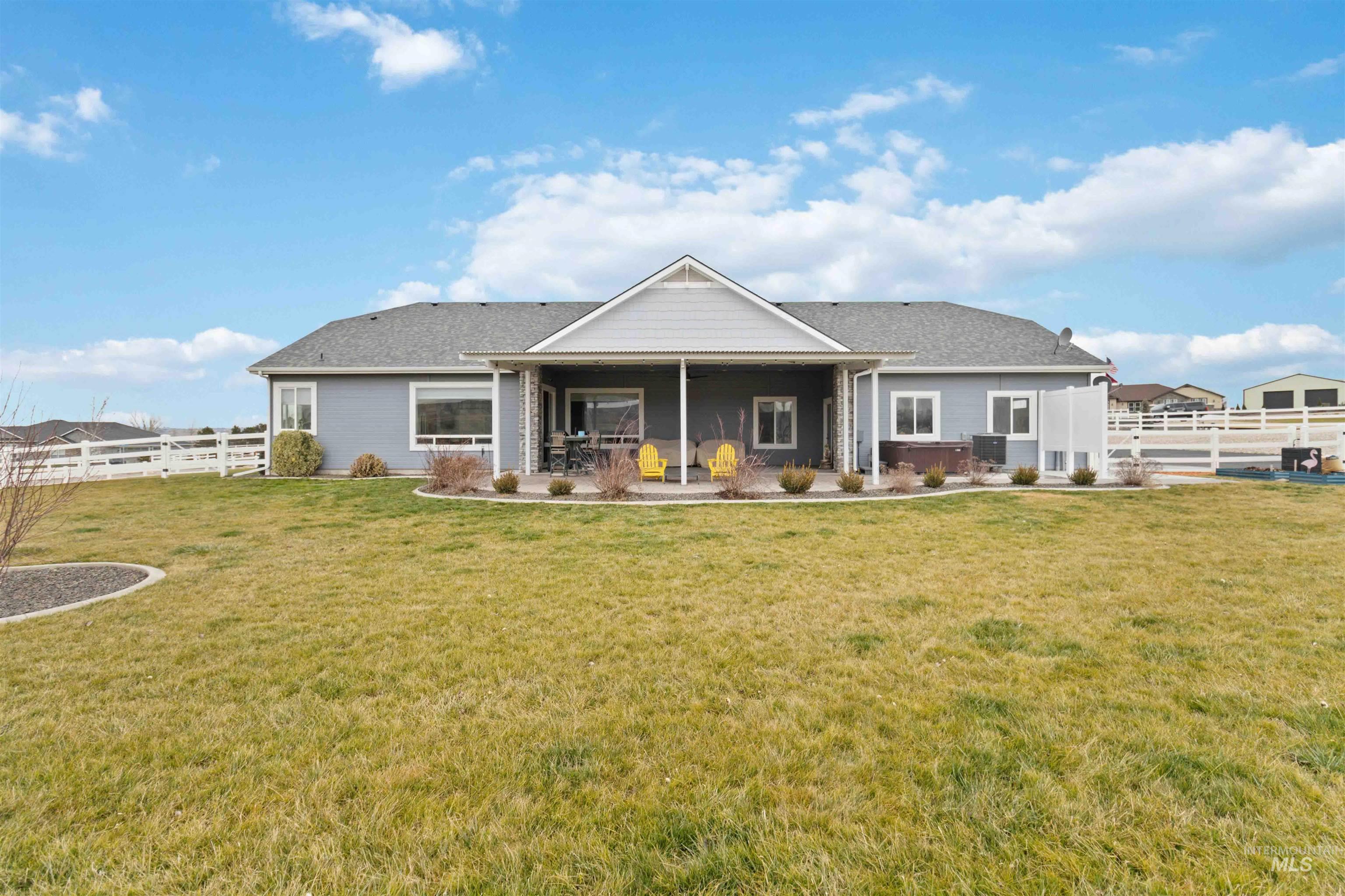 141 Twilight Trail, Marsing, Idaho 83639, 4 Bedrooms, 2 Bathrooms, Residential For Sale, Price $975,000,MLS 98985031