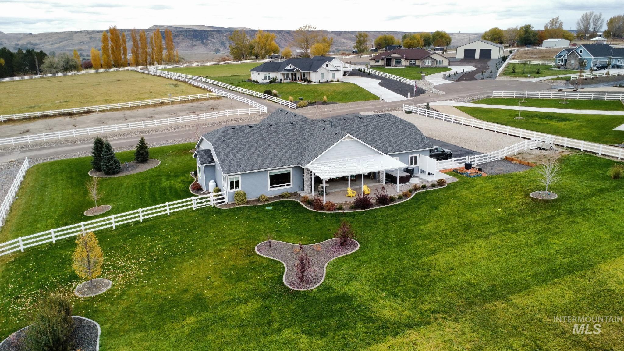 141 Twilight Trail, Marsing, Idaho 83639, 4 Bedrooms, 2 Bathrooms, Residential For Sale, Price $975,000,MLS 98985031