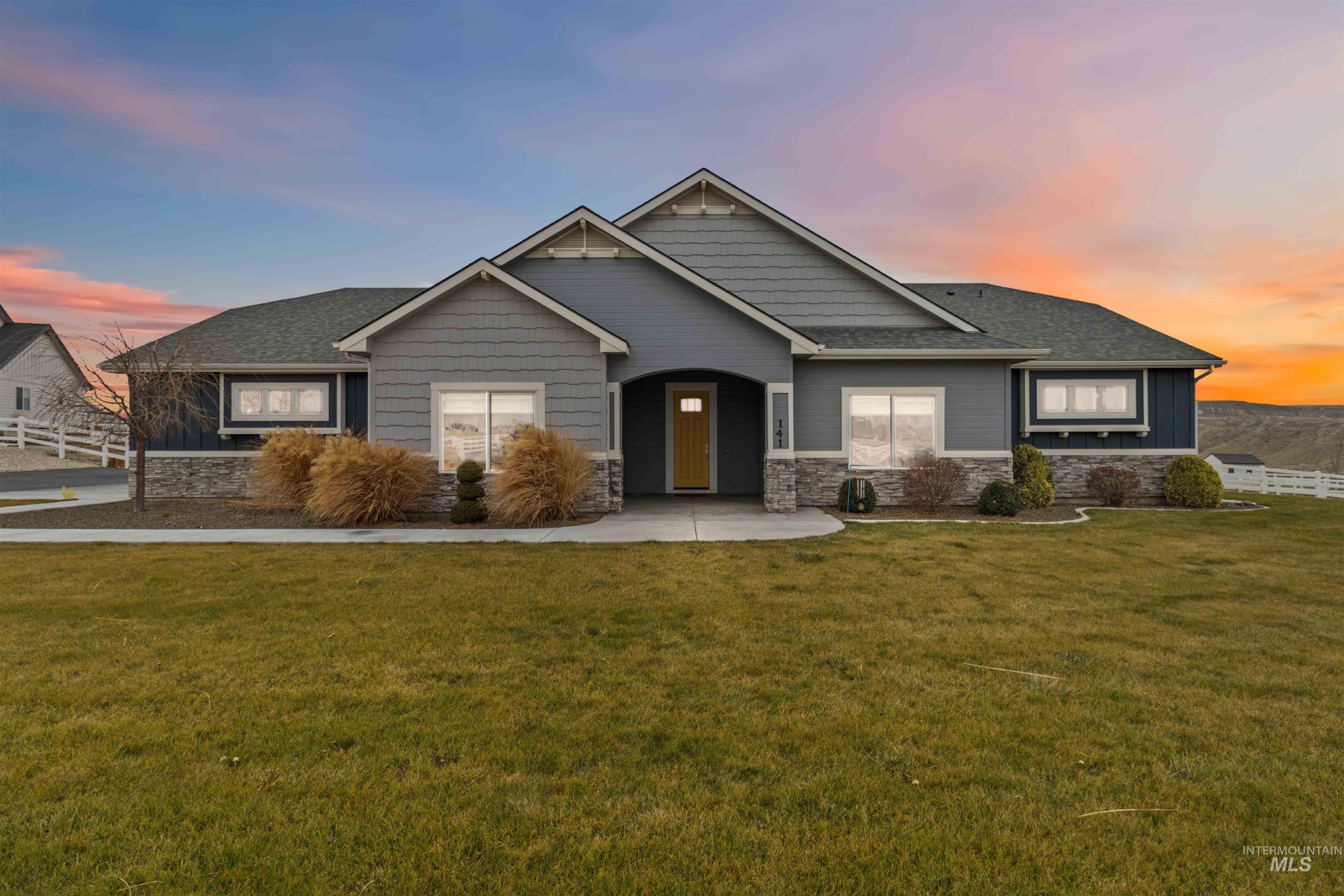 141 Twilight Trail, Marsing, Idaho 83639, 4 Bedrooms, 2 Bathrooms, Residential For Sale, Price $975,000,MLS 98985031