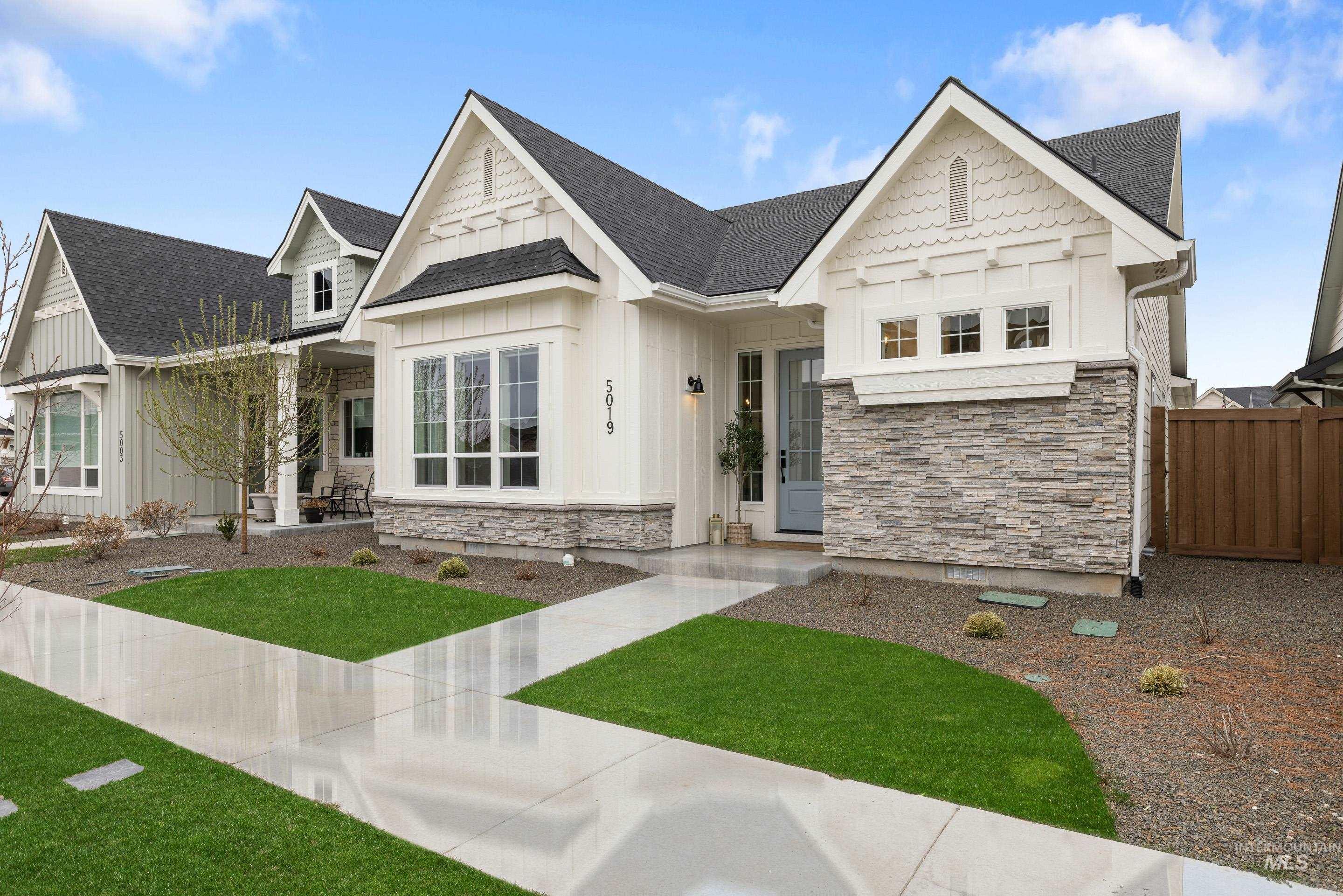 5019 W Talbot St, Meridian, Idaho 83646, 3 Bedrooms, 3 Bathrooms, Residential For Sale, Price $574,900,MLS 98985045
