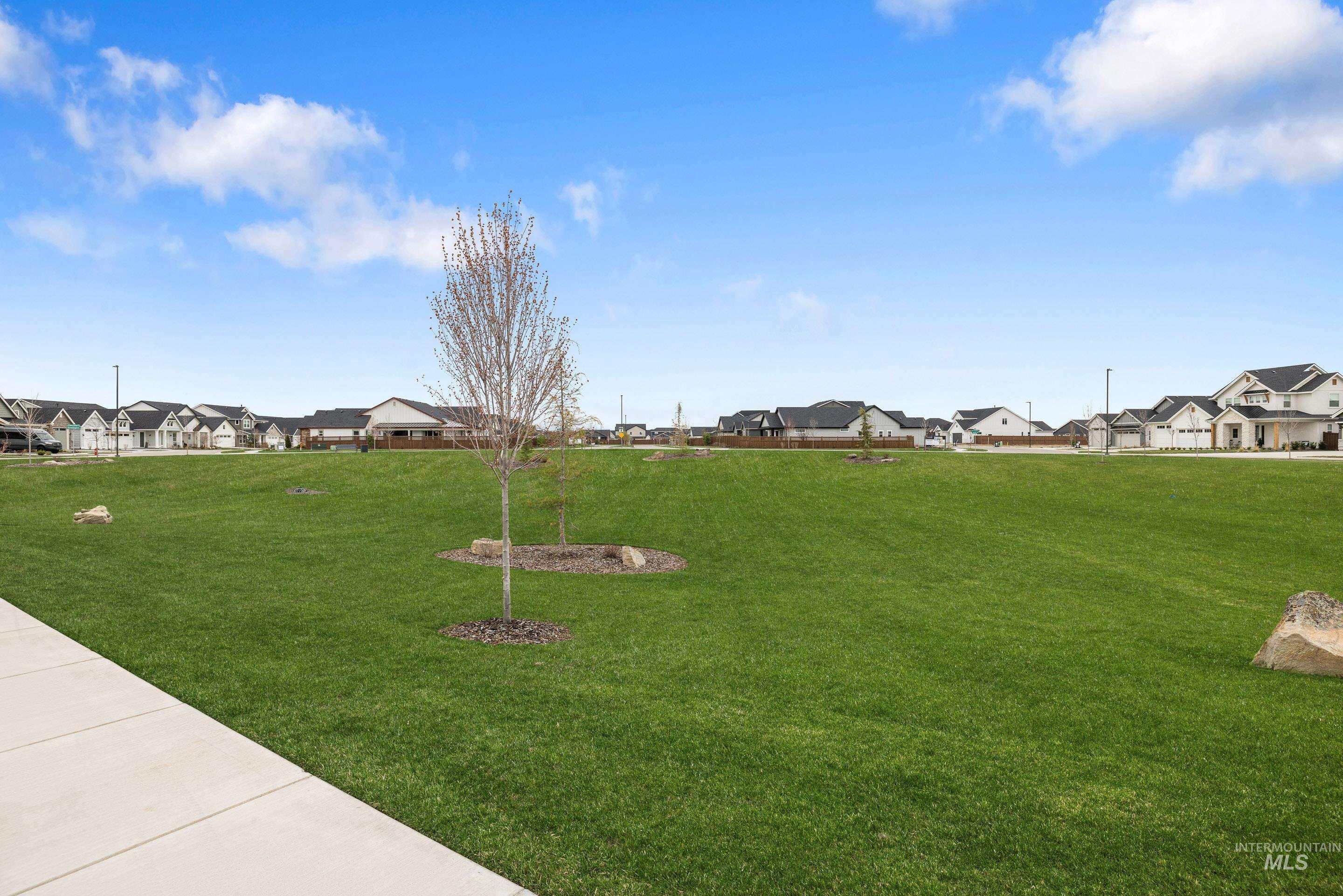 5019 W Talbot St, Meridian, Idaho 83646, 3 Bedrooms, 3 Bathrooms, Residential For Sale, Price $574,900,MLS 98985045