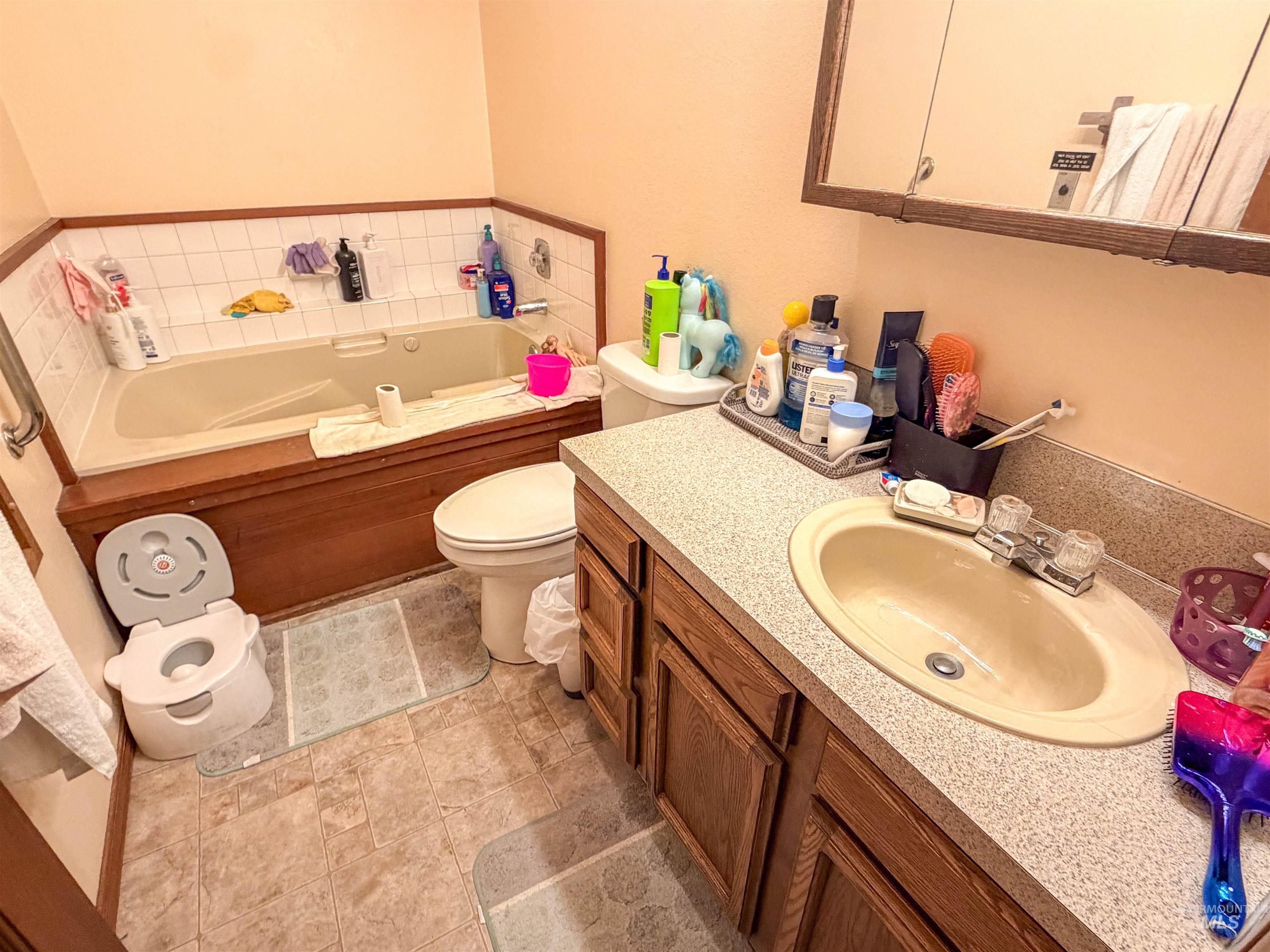 1630 N Davis Ave., McCall, Idaho 83638, 2 Bedrooms, 2 Bathrooms, Residential For Sale, Price $424,500,MLS 98985046