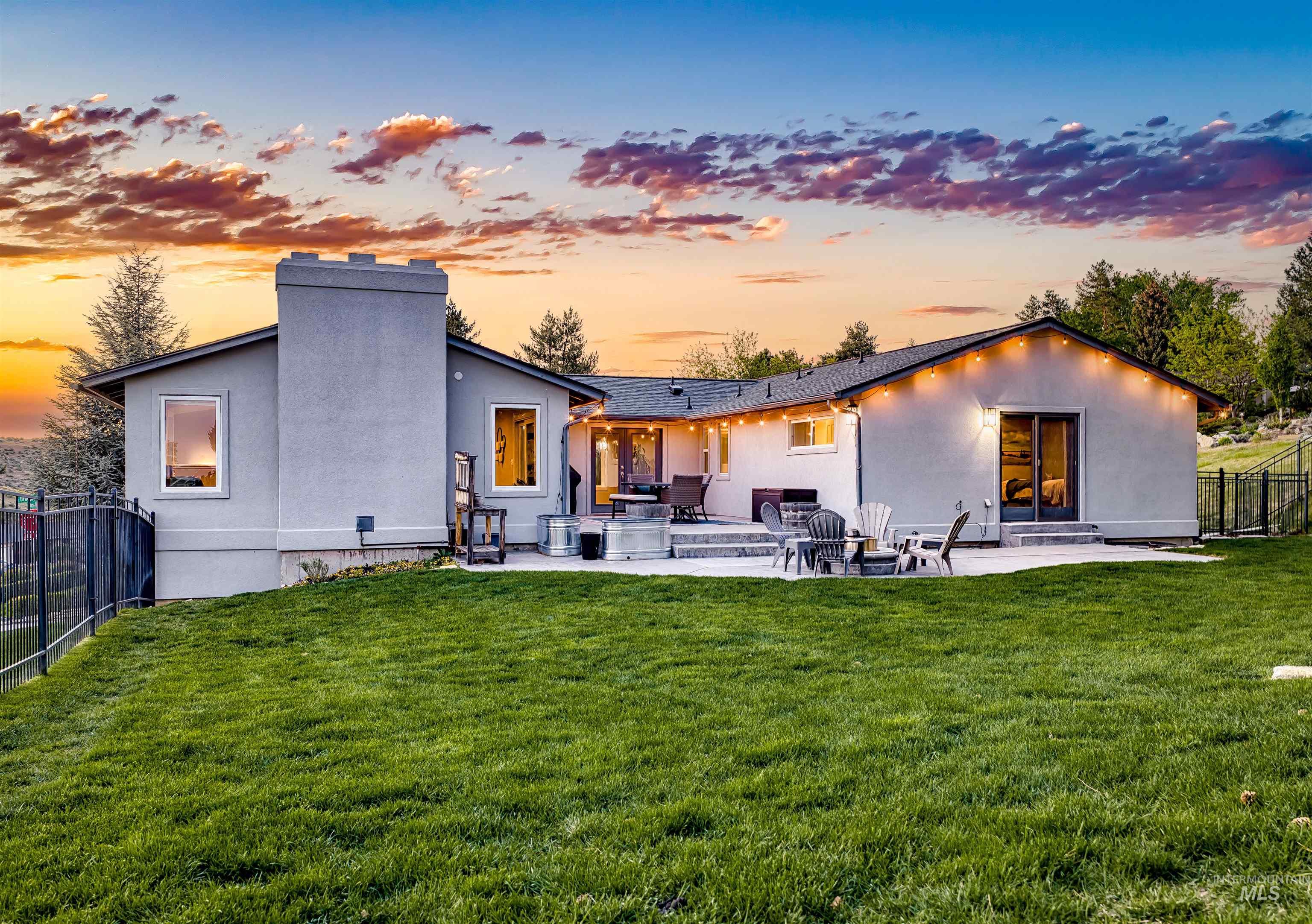 709 E Braemere Road, Boise, Idaho 83702, 4 Bedrooms, 4.5 Bathrooms, Residential For Sale, Price $1,600,000,MLS 98985047