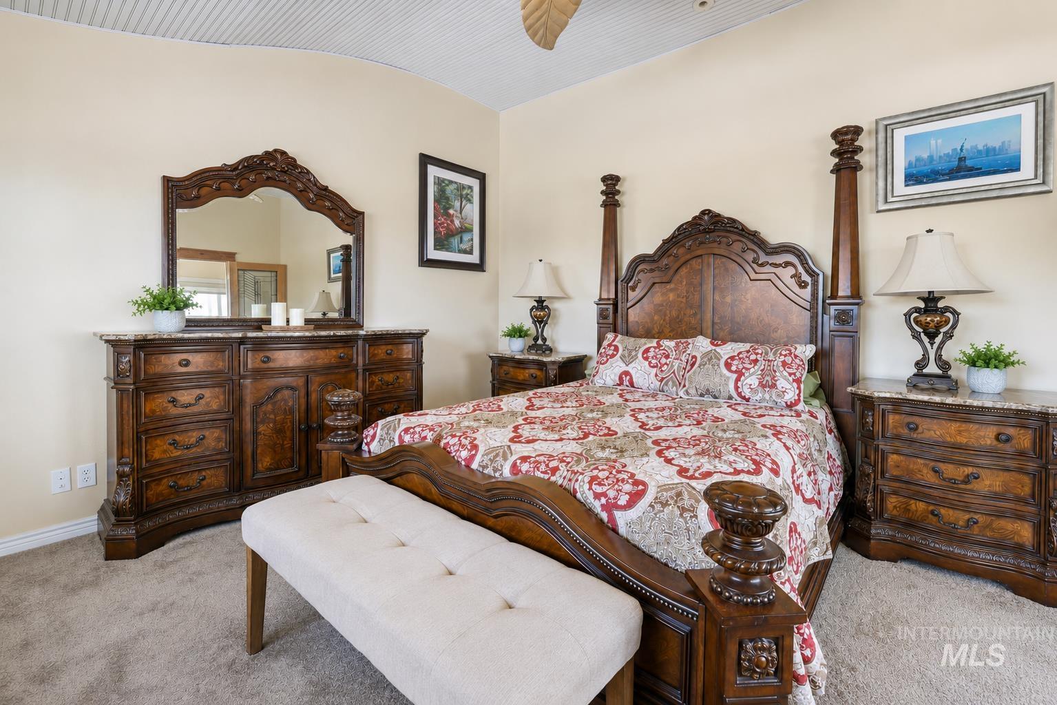 1752 E 4550 N, Buhl, Idaho 83316, 3 Bedrooms, 3.5 Bathrooms, Residential For Sale, Price $950,000,MLS 98985051
