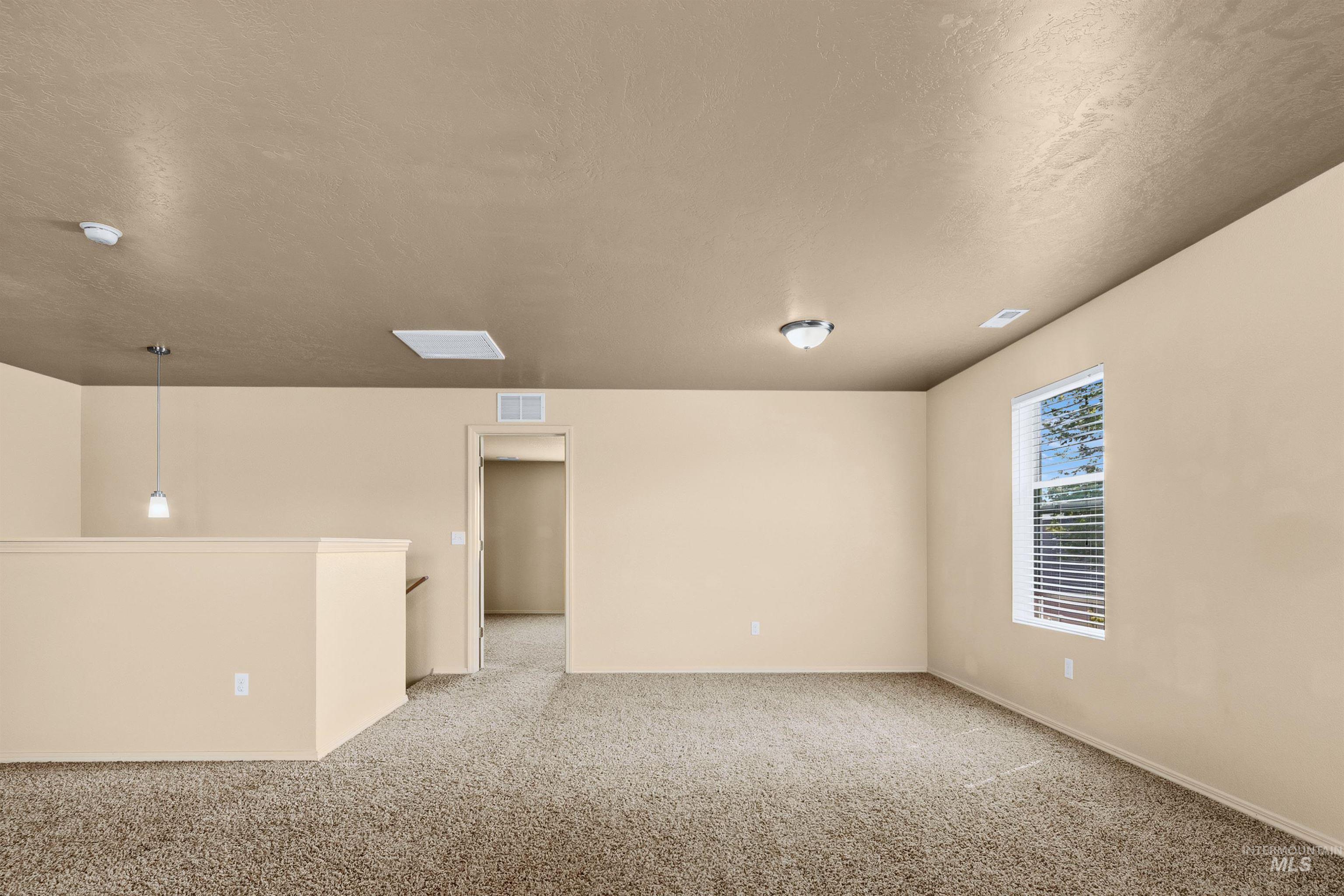 243 W White Sands Dr, Meridian, Idaho 83646, 5 Bedrooms, 2.5 Bathrooms, Residential For Sale, Price $550,000,MLS 98985054