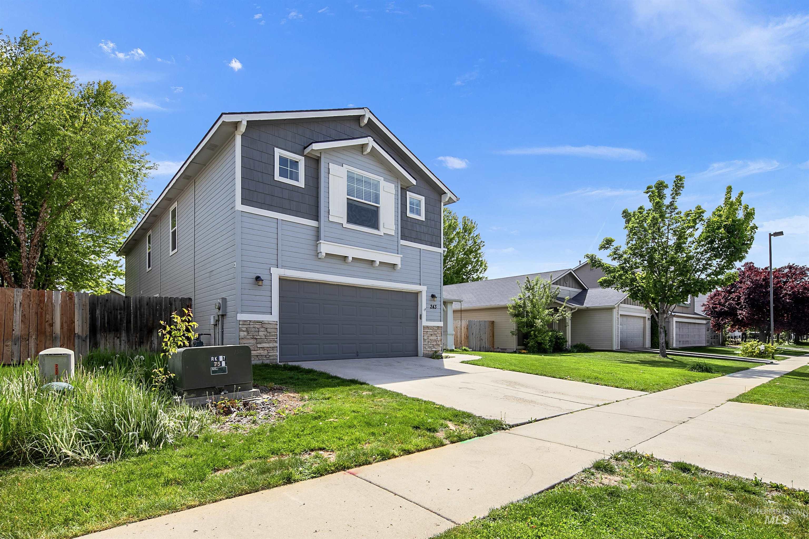 243 W White Sands Dr, Meridian, Idaho 83646, 5 Bedrooms, 2.5 Bathrooms, Residential For Sale, Price $499,000, 98985054