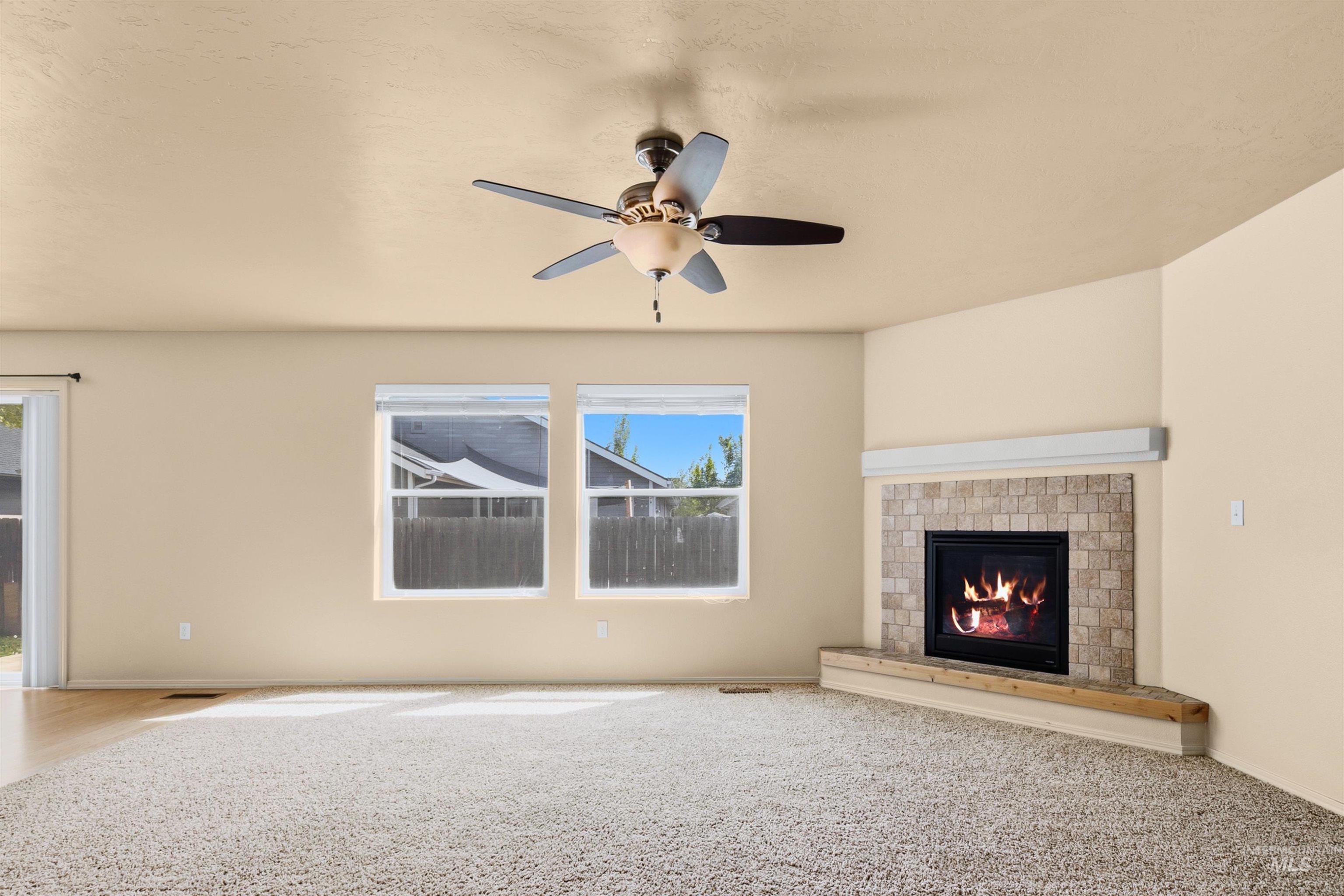 243 W White Sands Dr, Meridian, Idaho 83646, 5 Bedrooms, 2.5 Bathrooms, Residential For Sale, Price $550,000,MLS 98985054