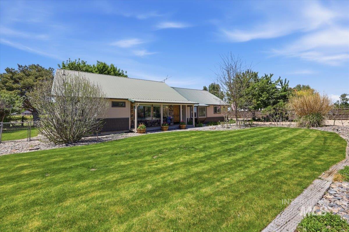 18105 Plum Road, Caldwell, Idaho 83607, 3 Bedrooms, 2 Bathrooms, Residential For Sale, Price $650,000,MLS 98985057