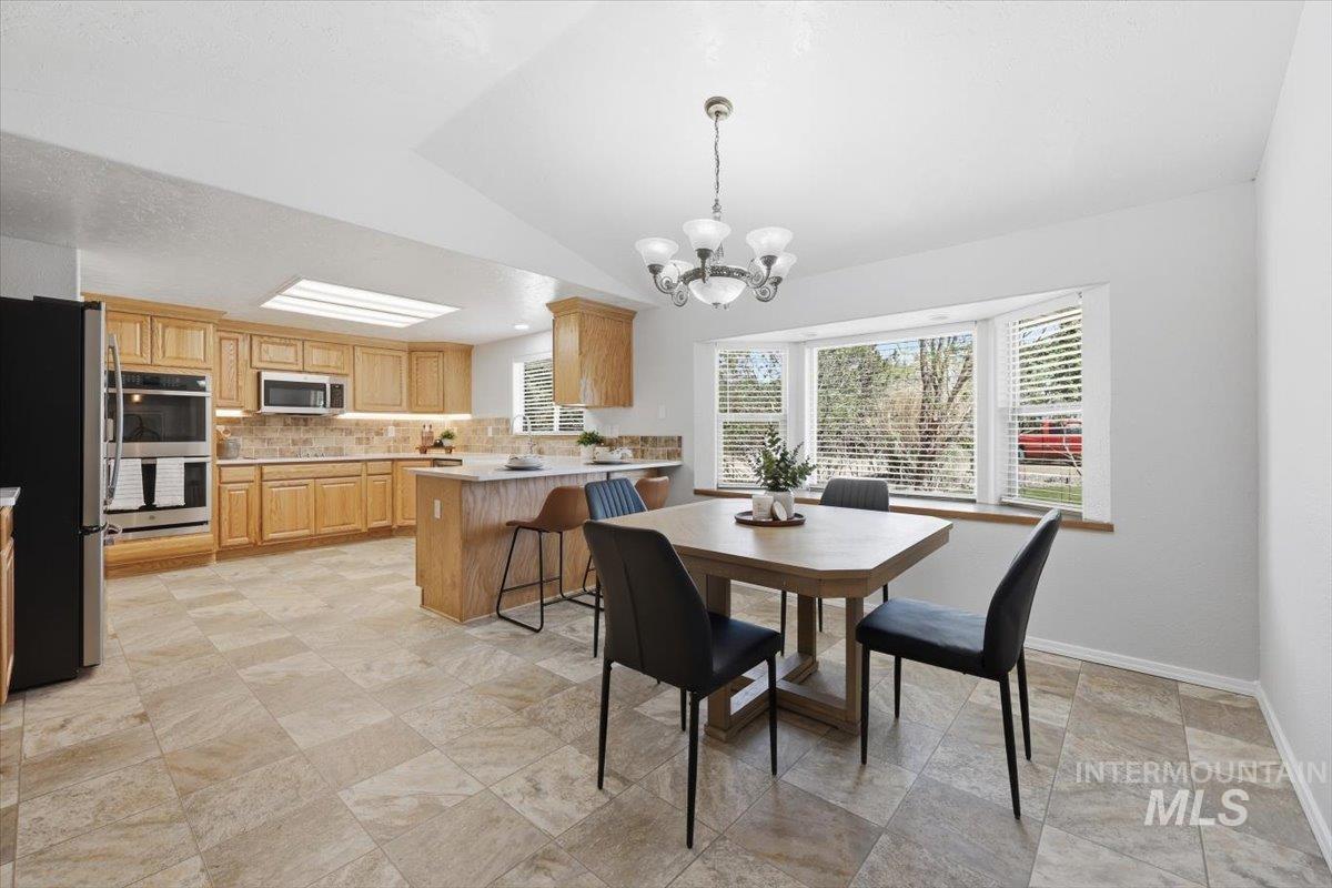 18105 Plum Road, Caldwell, Idaho 83607, 3 Bedrooms, 2 Bathrooms, Residential For Sale, Price $650,000,MLS 98985057