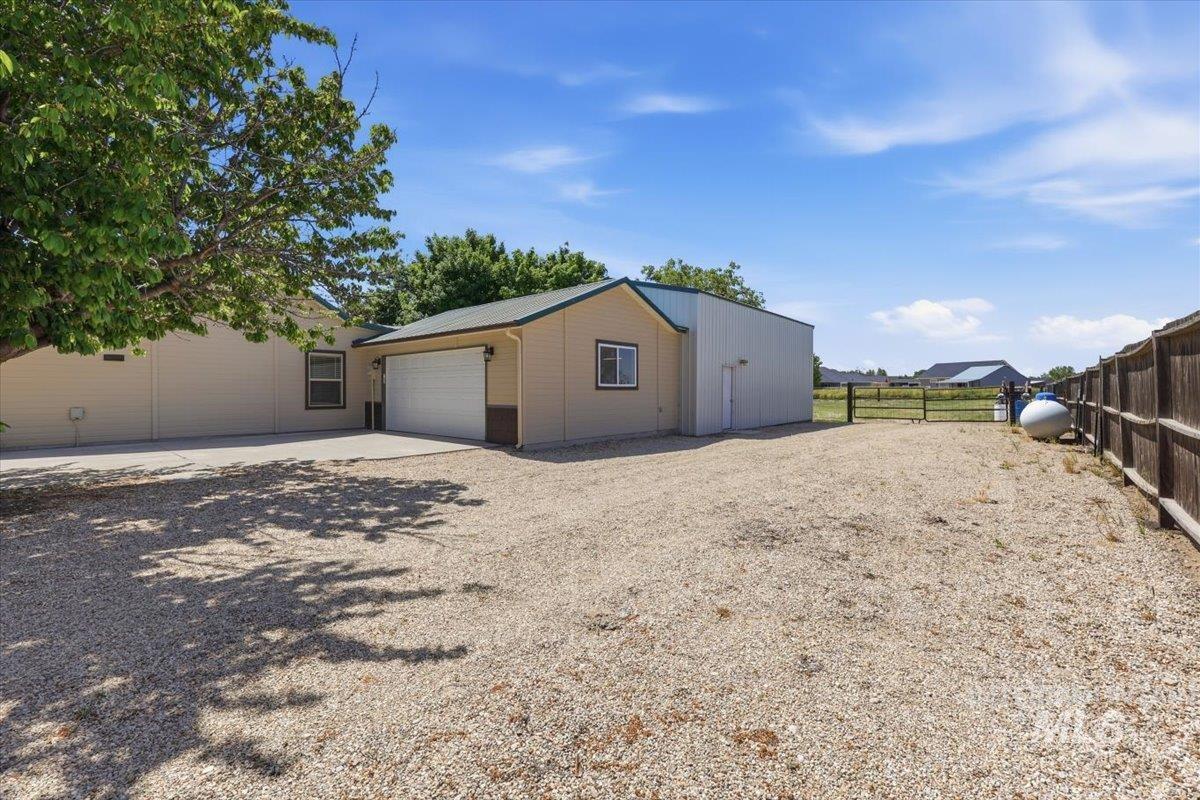 18105 Plum Road, Caldwell, Idaho 83607, 3 Bedrooms, 2 Bathrooms, Residential For Sale, Price $650,000,MLS 98985057