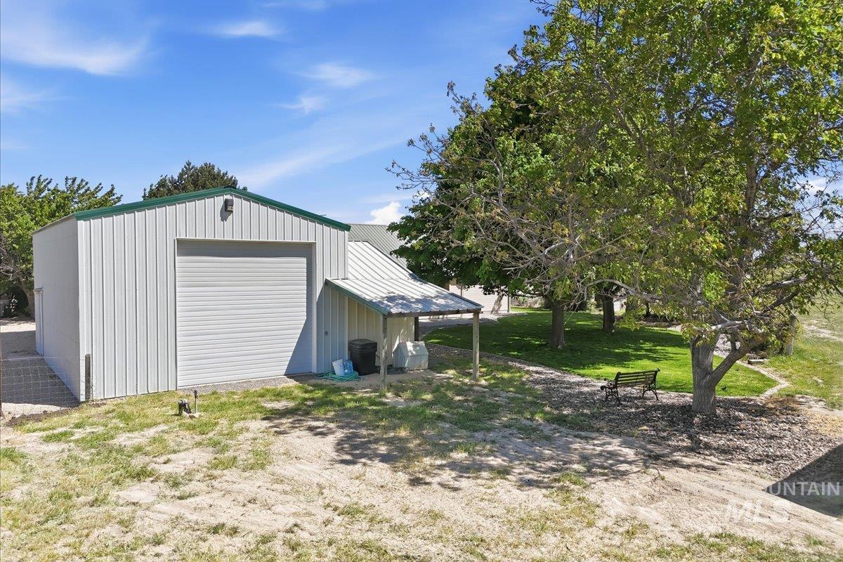 18105 Plum Road, Caldwell, Idaho 83607, 3 Bedrooms, 2 Bathrooms, Residential For Sale, Price $650,000,MLS 98985057