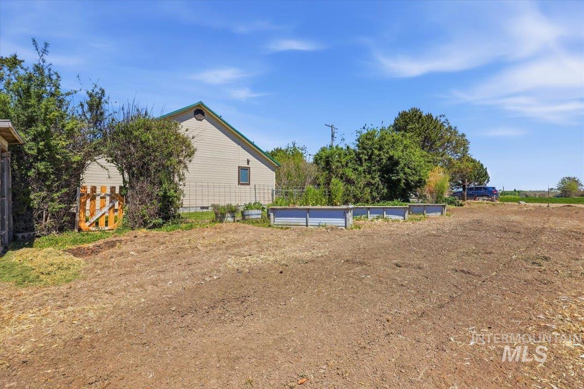 18105 Plum Road, Caldwell, Idaho 83607, 3 Bedrooms, 2 Bathrooms, Residential For Sale, Price $650,000,MLS 98985057