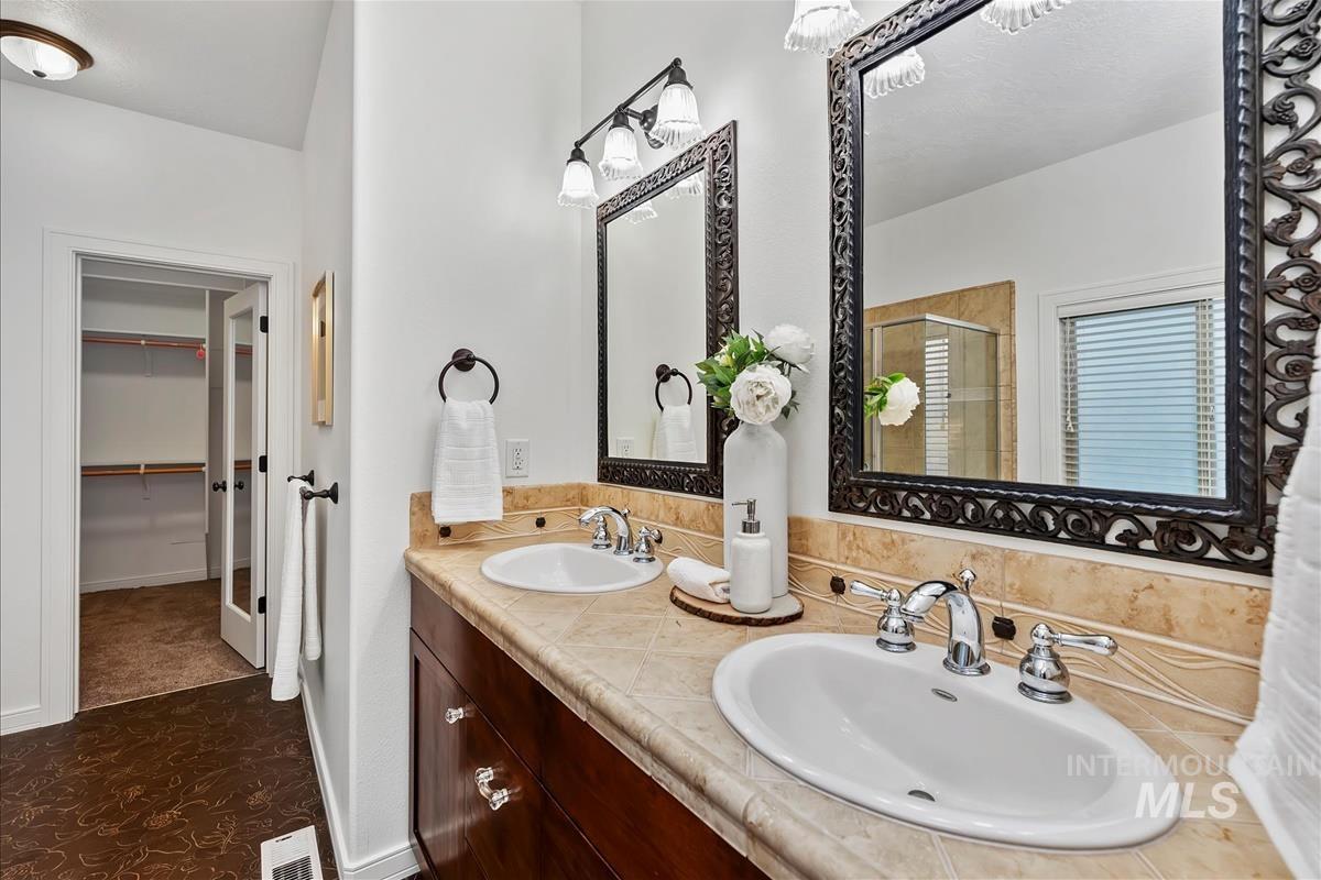 863 W Colbert St, Meridian, Idaho 83646, 3 Bedrooms, 2.5 Bathrooms, Residential For Sale, Price $634,900,MLS 98985060