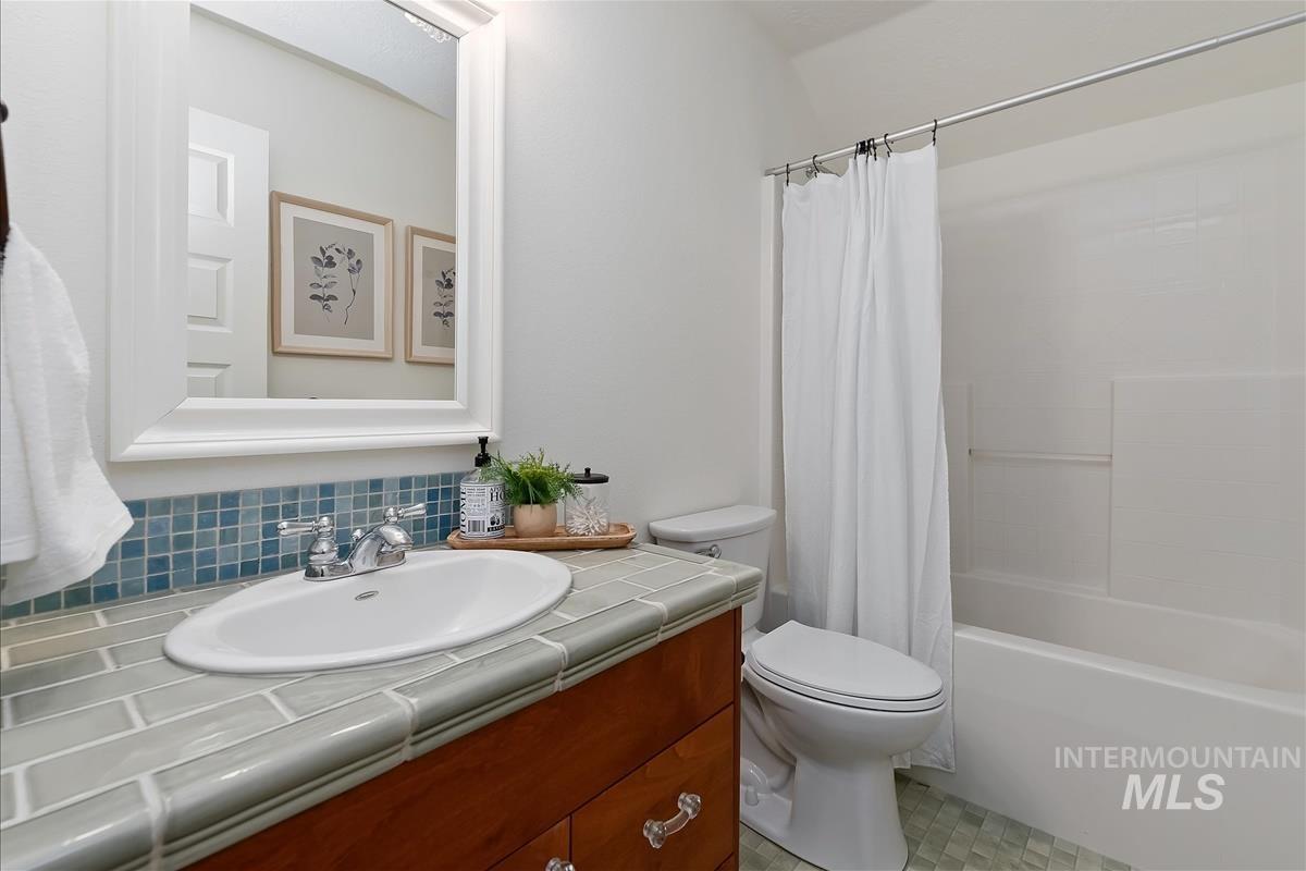 863 W Colbert St, Meridian, Idaho 83646, 3 Bedrooms, 2.5 Bathrooms, Residential For Sale, Price $634,900,MLS 98985060