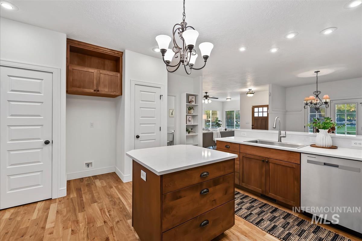 863 W Colbert St, Meridian, Idaho 83646, 3 Bedrooms, 2.5 Bathrooms, Residential For Sale, Price $634,900,MLS 98985060