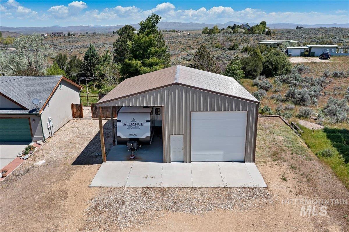 147 E ndian Creek, Boise, Idaho 83716, 4 Bedrooms, 4 Bathrooms, Residential For Sale, Price $925,000,MLS 98985061