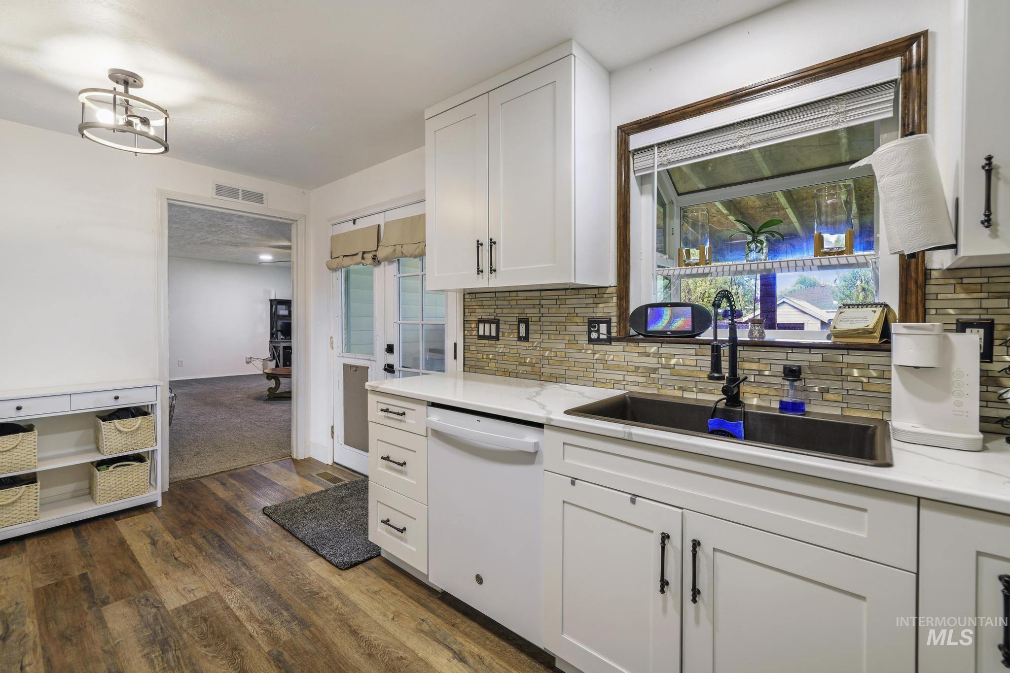 2535 N 3rd E, Mountain Home, Idaho 83647, 4 Bedrooms, 2 Bathrooms, Residential For Sale, Price $418,000,MLS 98985067