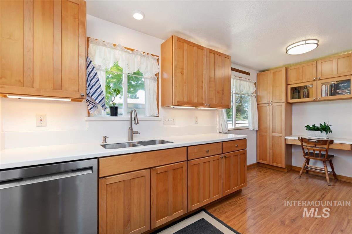 10178 W Fox Ridge Dr., Boise, Idaho 83709, 5 Bedrooms, 2 Bathrooms, Residential For Sale, Price $499,900, 98985068