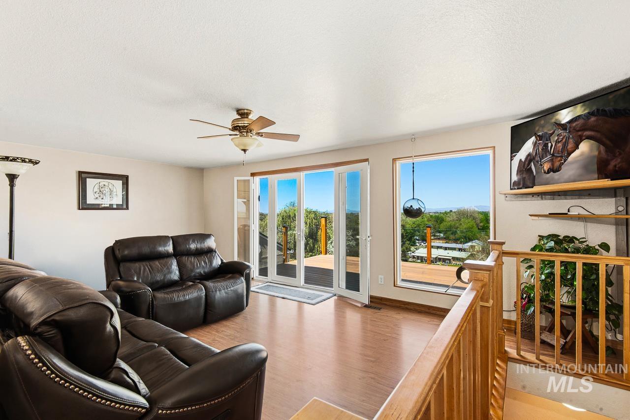 10178 W Fox Ridge Dr., Boise, Idaho 83709, 5 Bedrooms, 2 Bathrooms, Residential For Sale, Price $499,900, 98985068