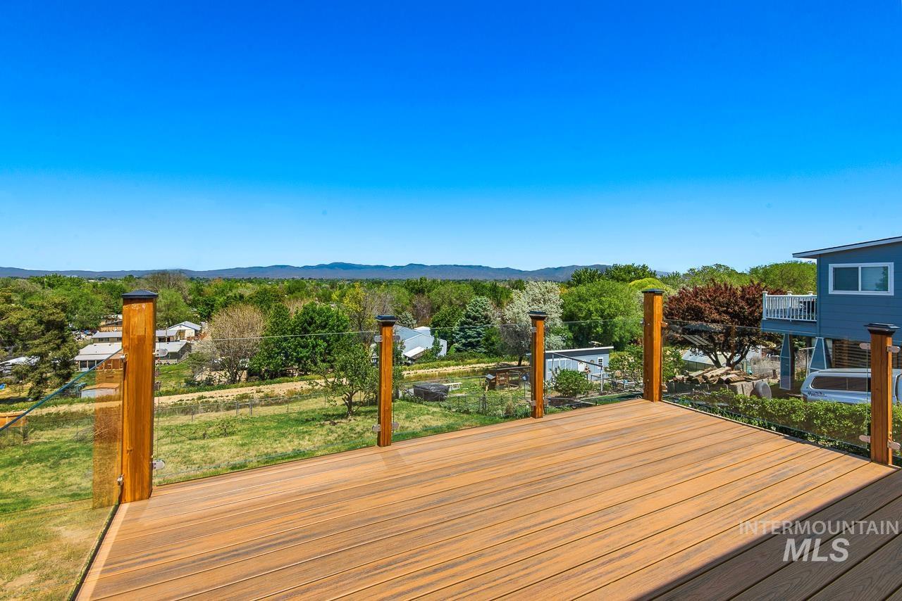 10178 W Fox Ridge Dr., Boise, Idaho 83709, 5 Bedrooms, 2 Bathrooms, Residential For Sale, Price $499,900, 98985068