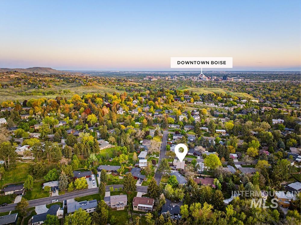 2901 N Tartan Pl, Boise, Idaho 83702, 4 Bedrooms, 2 Bathrooms, Residential For Sale, Price $850,000,MLS 98985073