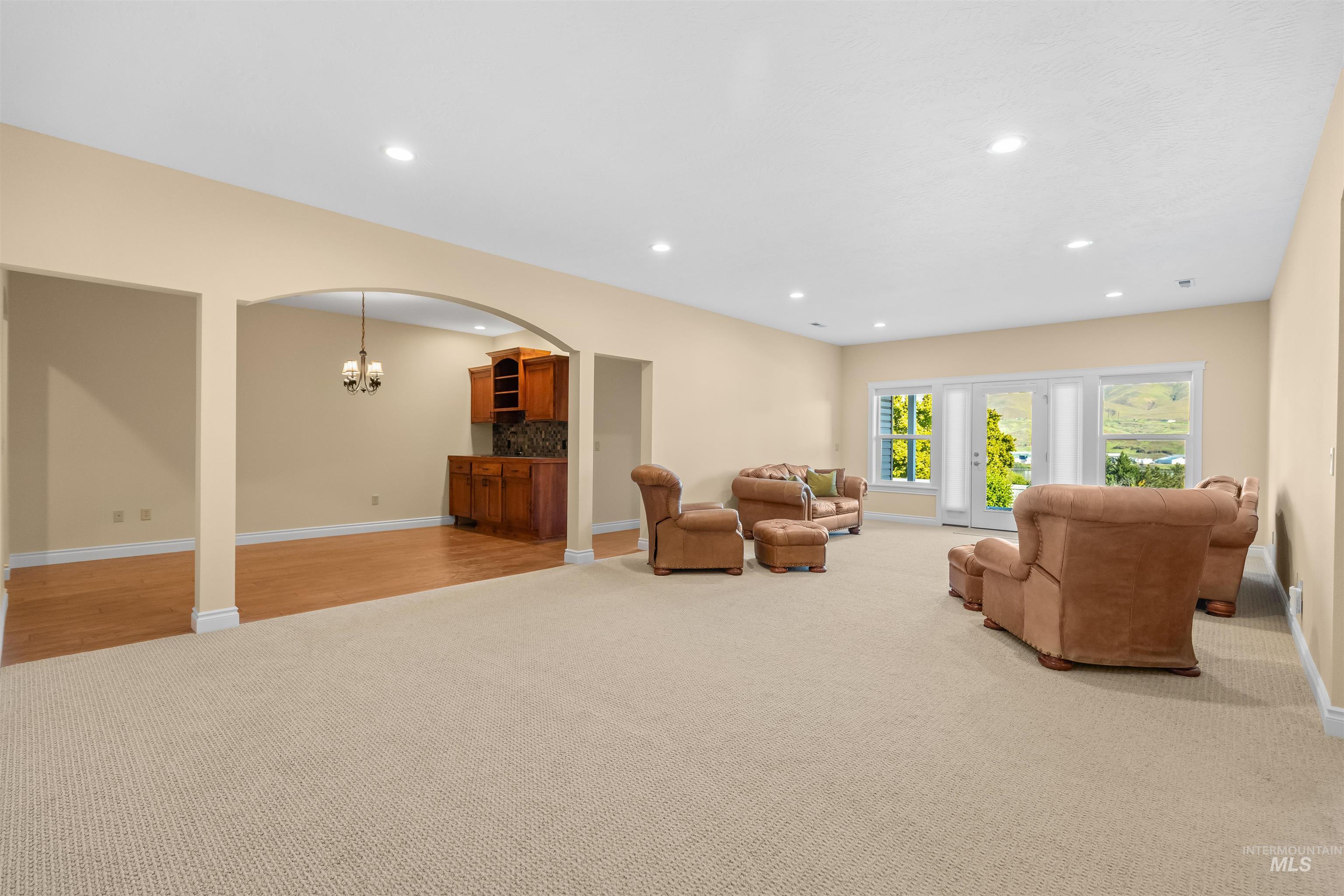 910 Vineland Dr., Clarkston, Washington 99403, 3 Bedrooms, 3 Bathrooms, Residential For Sale, Price $498,000, 98985074
