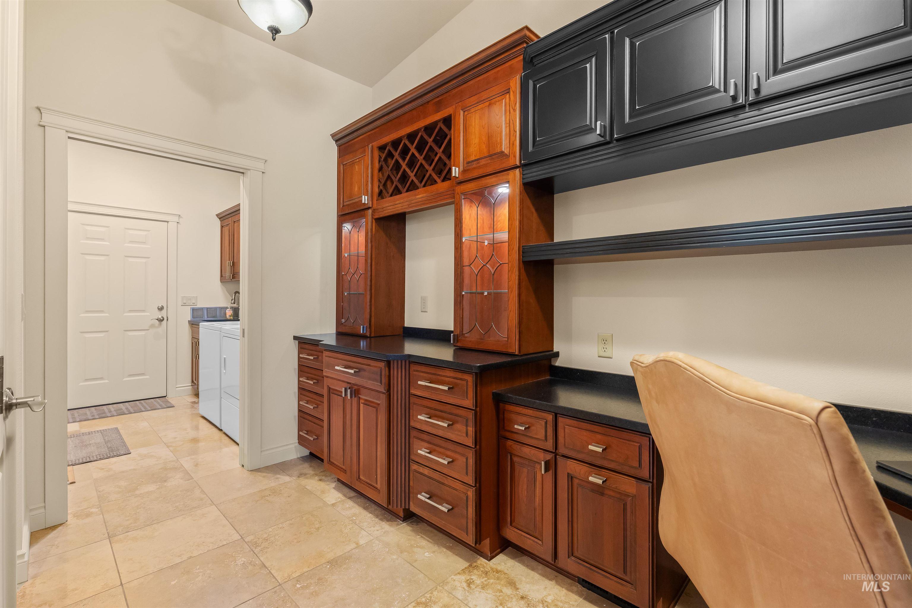 910 Vineland Dr., Clarkston, Washington 99403, 3 Bedrooms, 3 Bathrooms, Residential For Sale, Price $498,000, 98985074